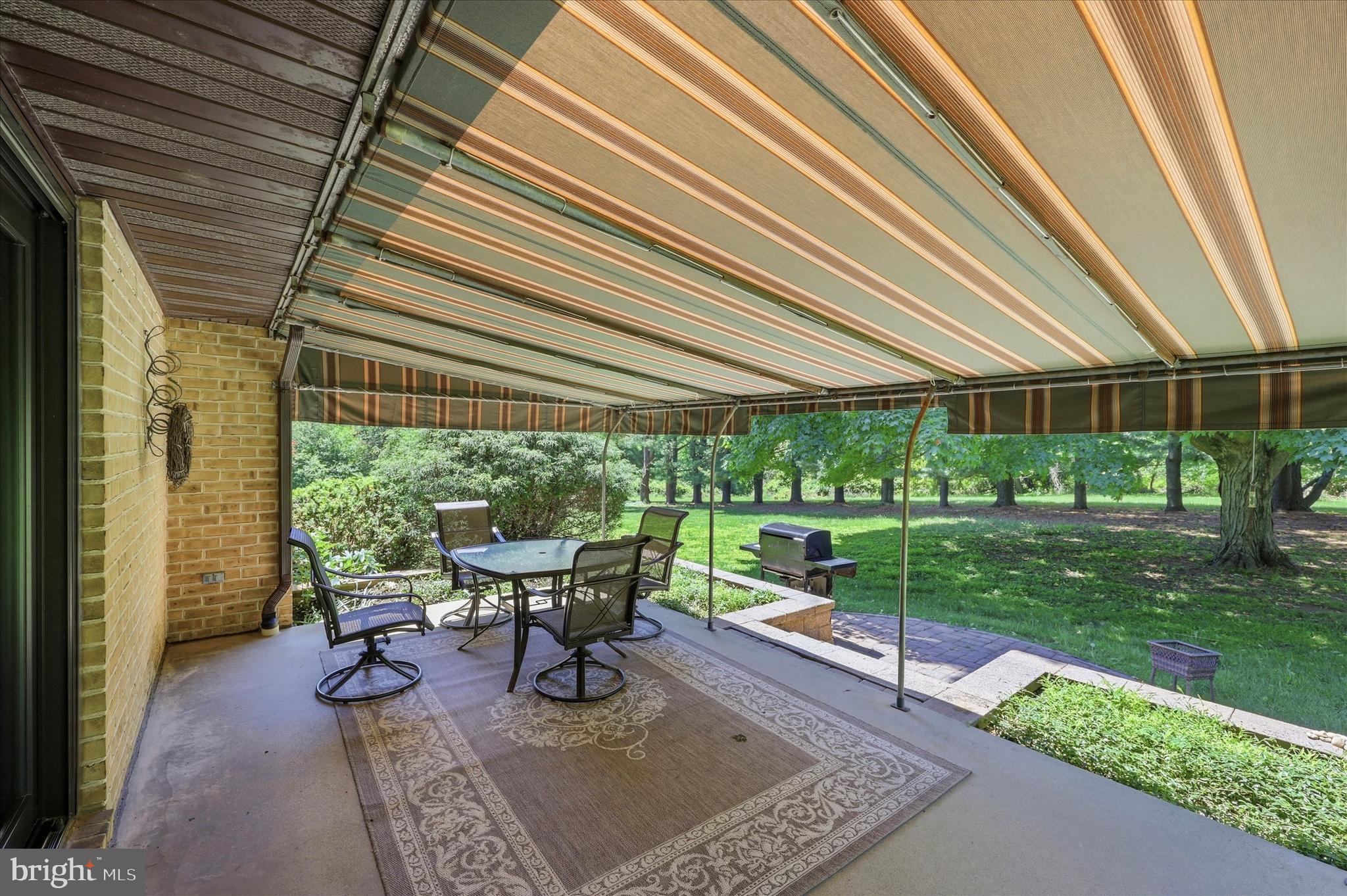 DEEP MEADOW - Residential