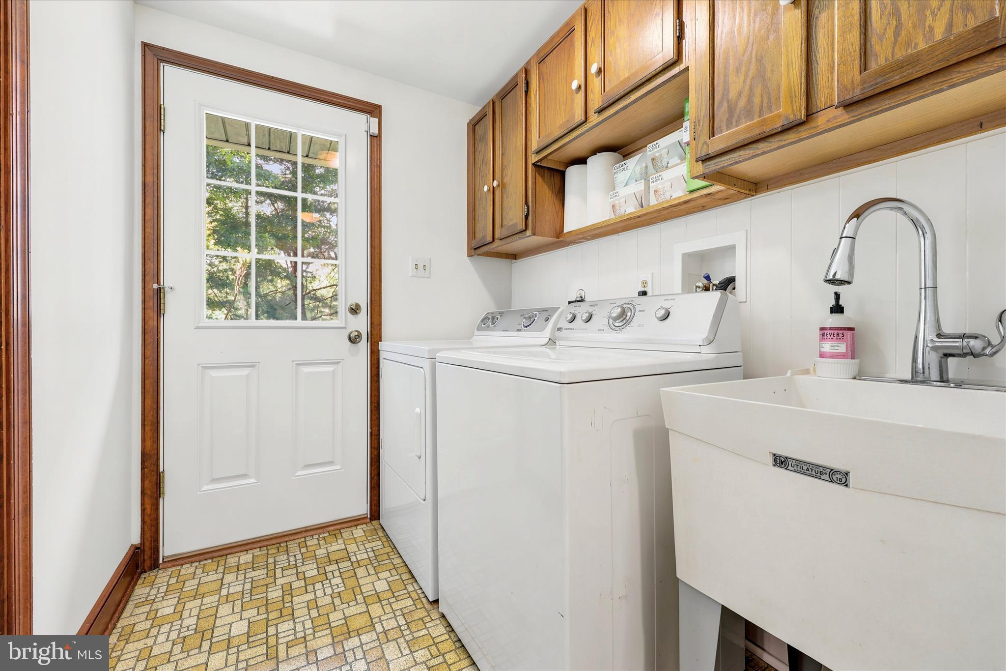 DEEP MEADOW - Residential