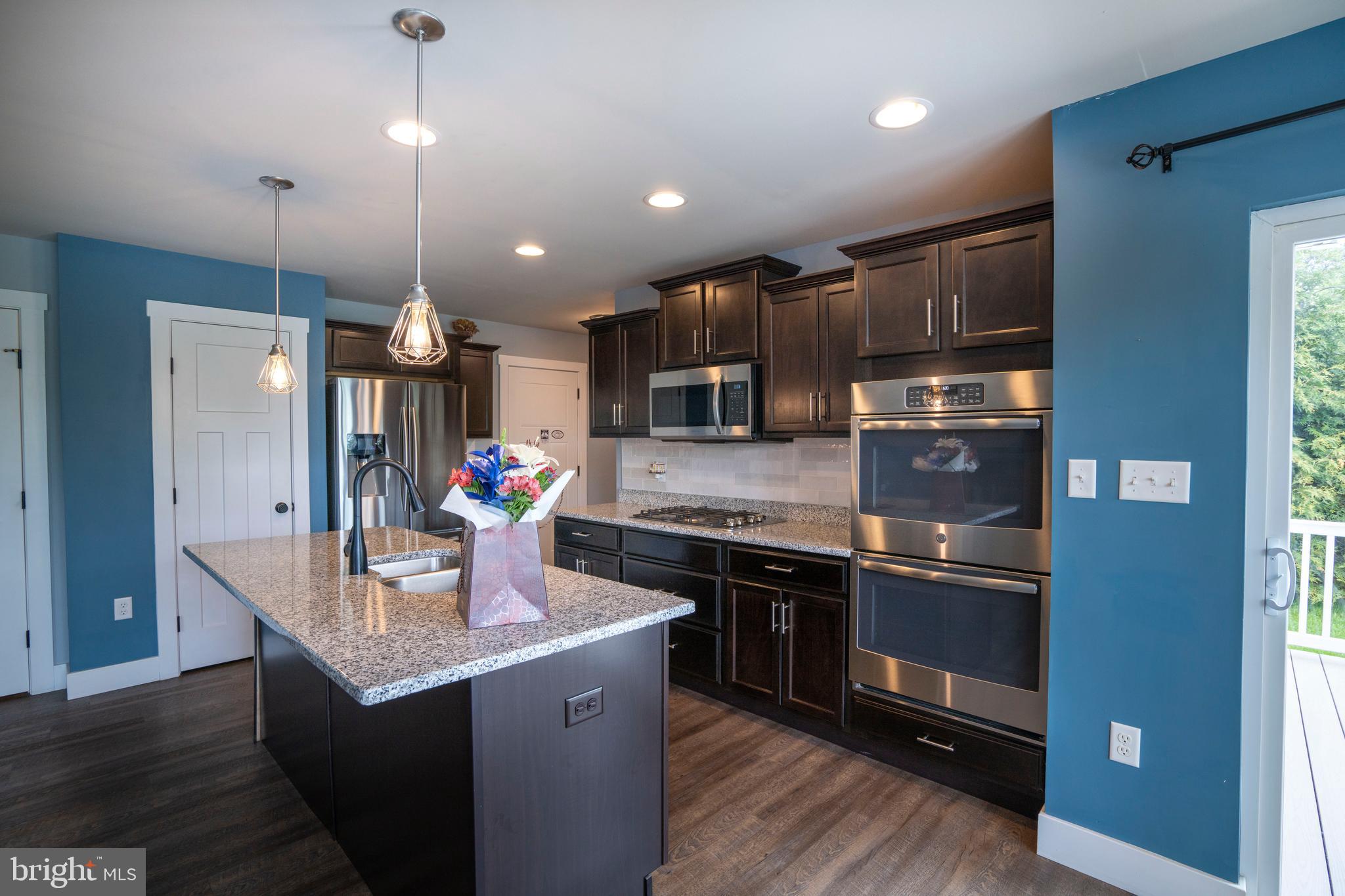 AMBERLEIGH - Residential