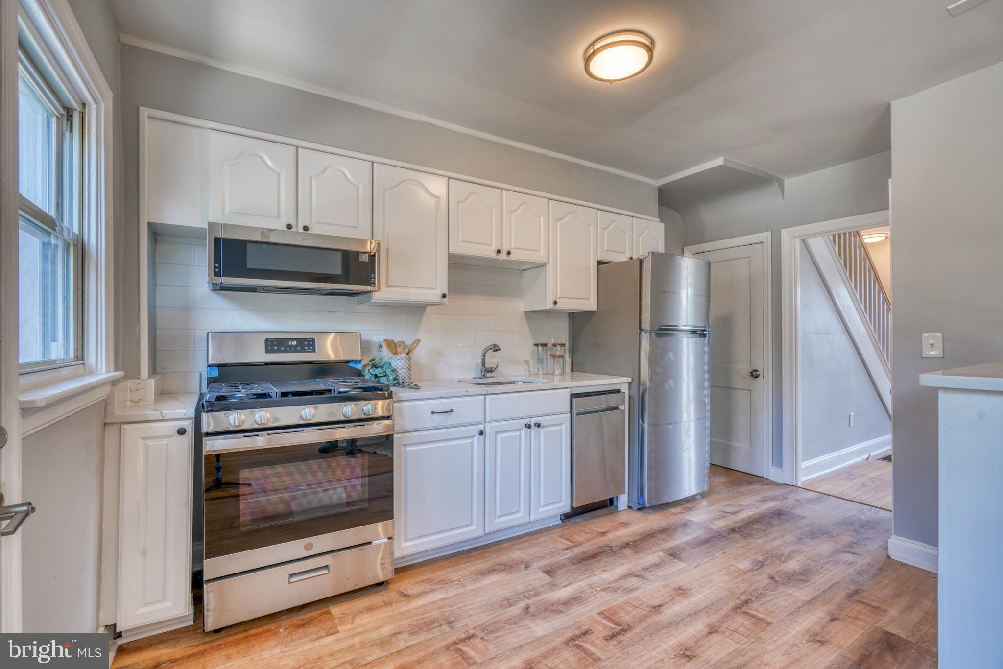 EDNOR GARDENS - LAKESIDE - Residential