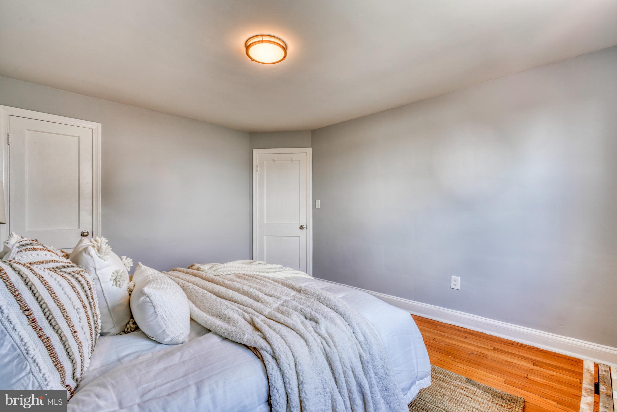 EDNOR GARDENS - LAKESIDE - Residential