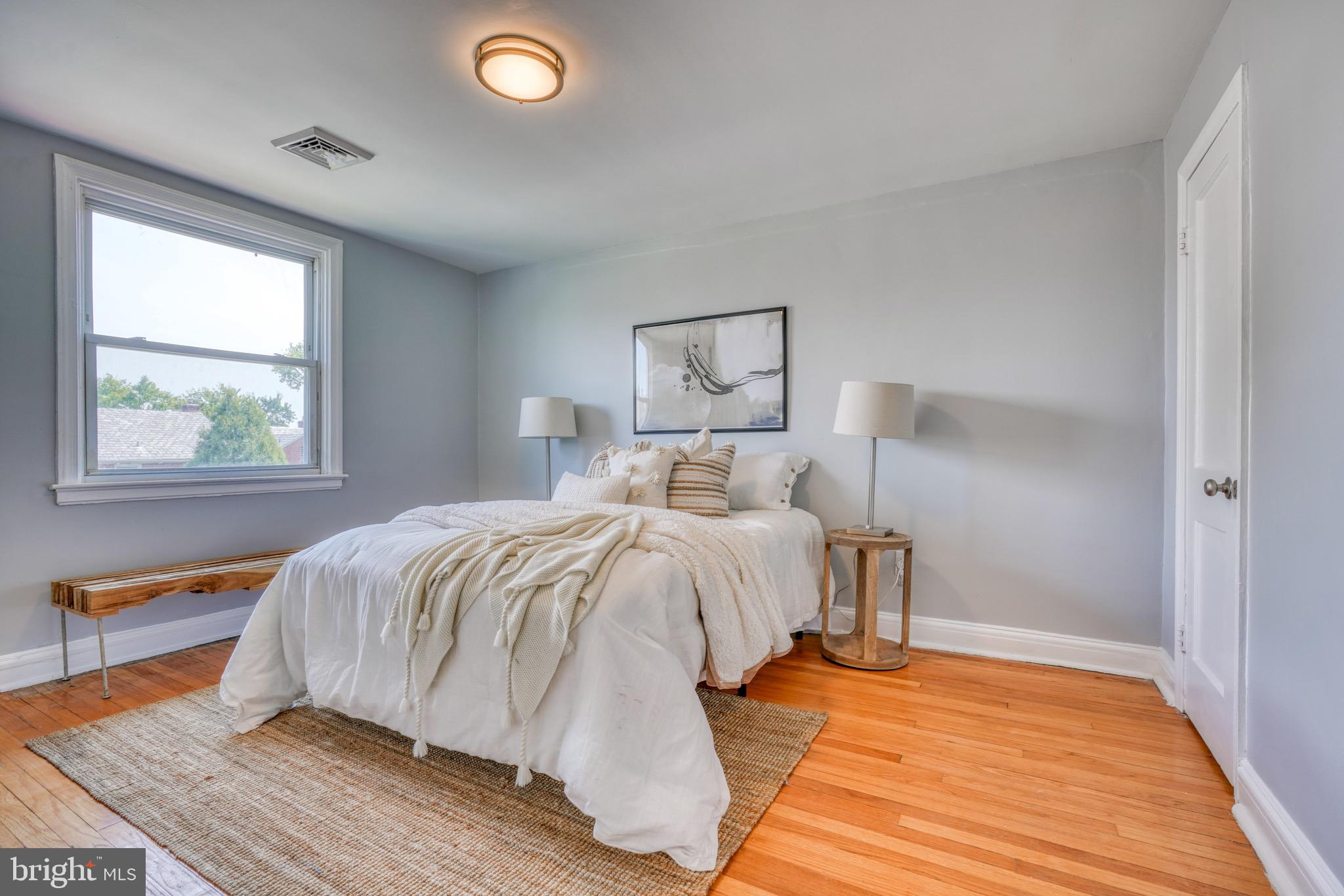 EDNOR GARDENS - LAKESIDE - Residential