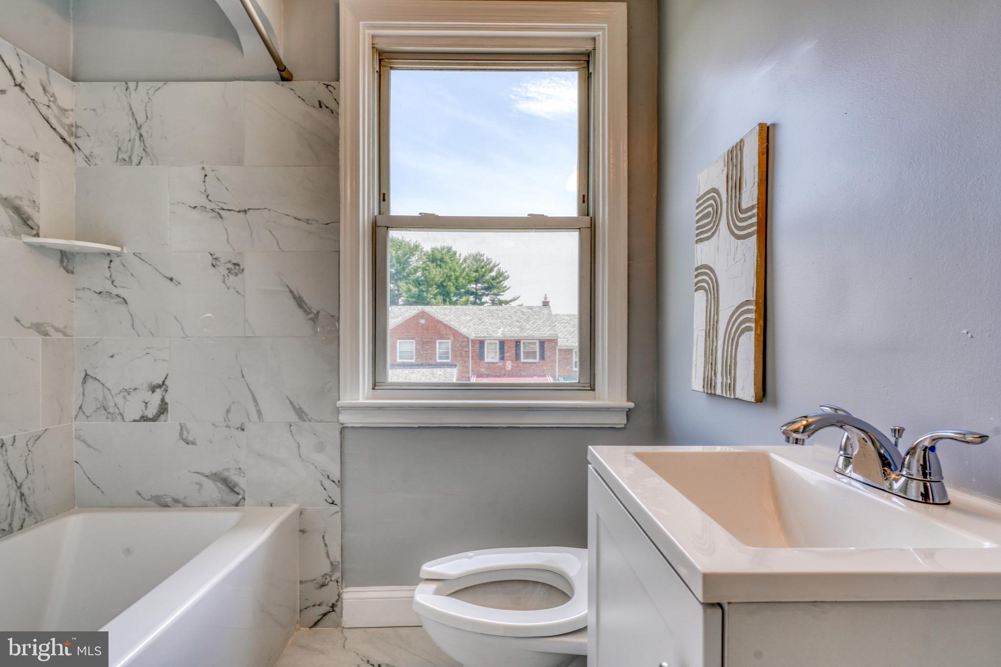 EDNOR GARDENS - LAKESIDE - Residential