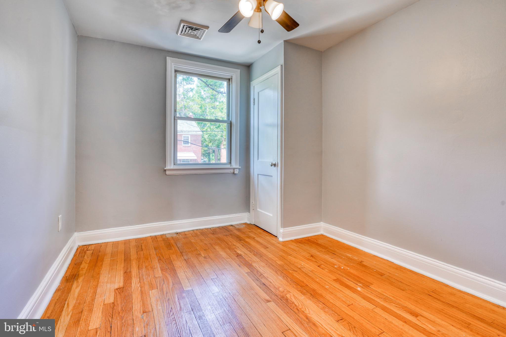 EDNOR GARDENS - LAKESIDE - Residential