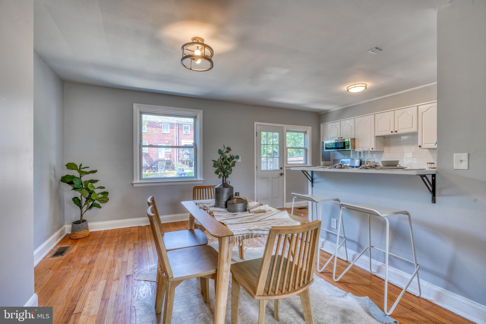 EDNOR GARDENS - LAKESIDE - Residential