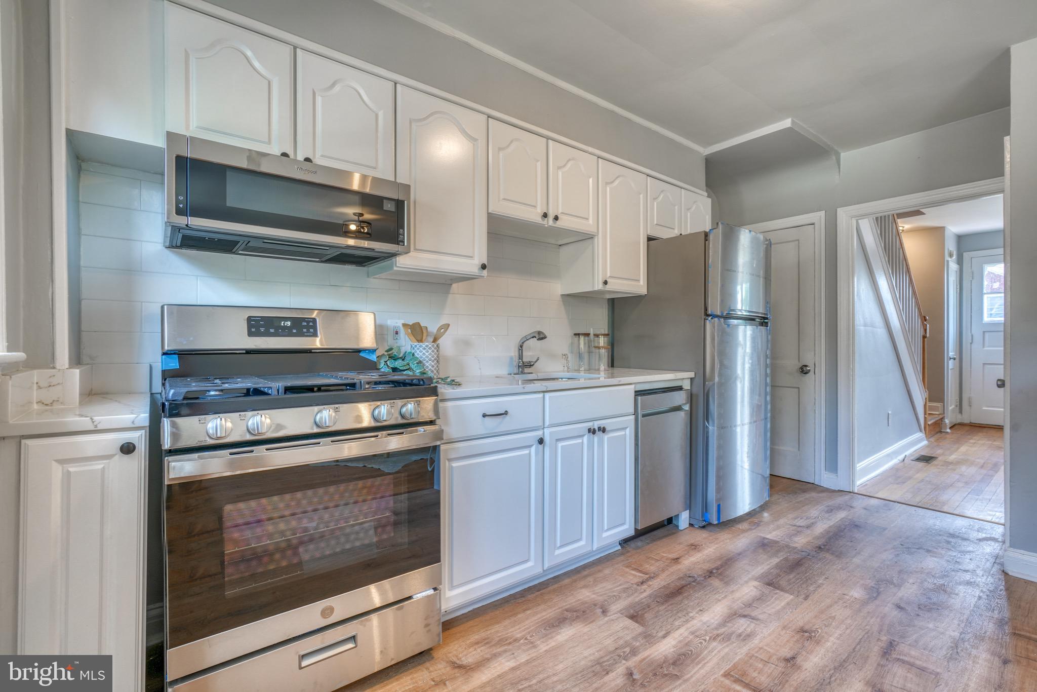 EDNOR GARDENS - LAKESIDE - Residential