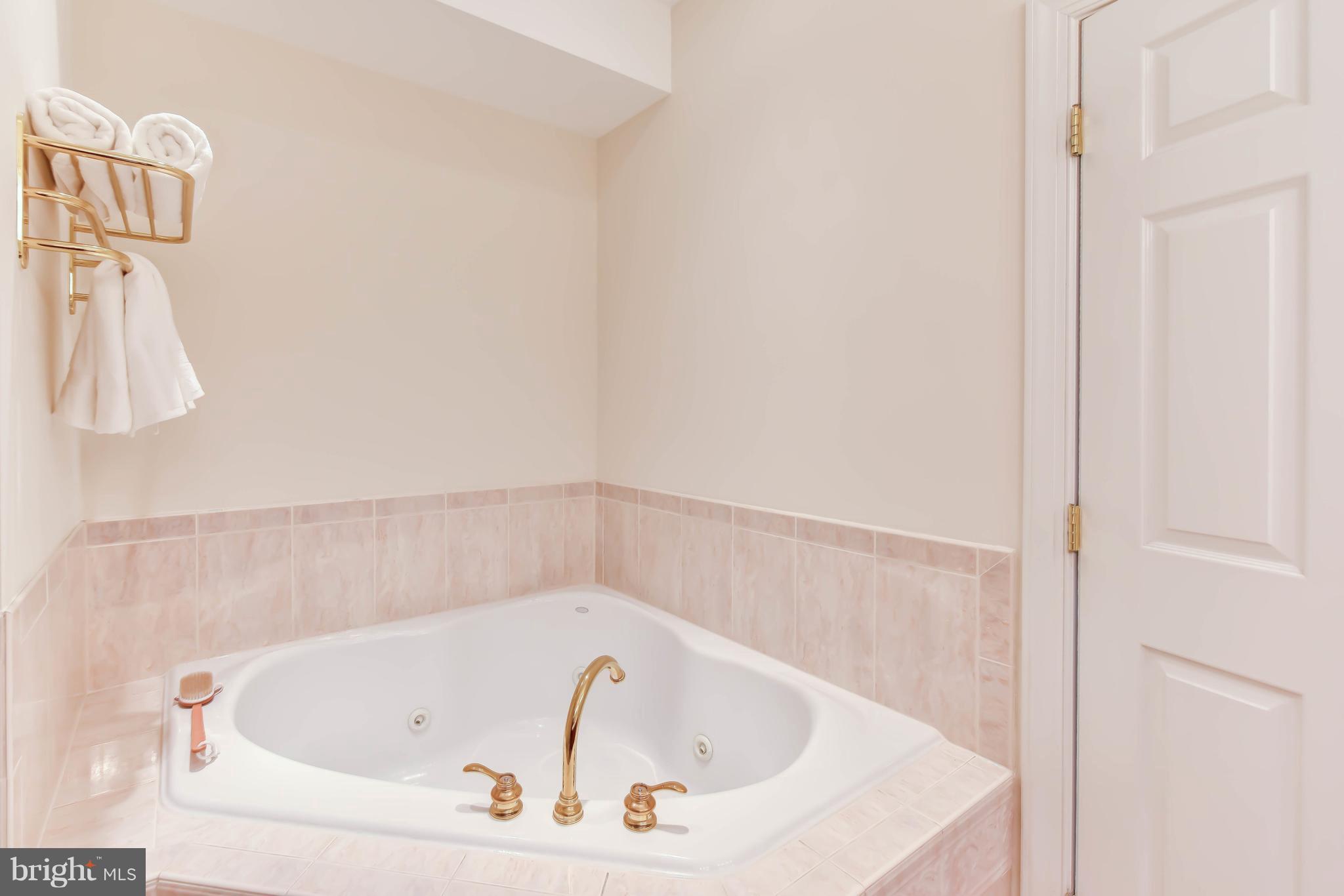 GARRETS MILL - Residential