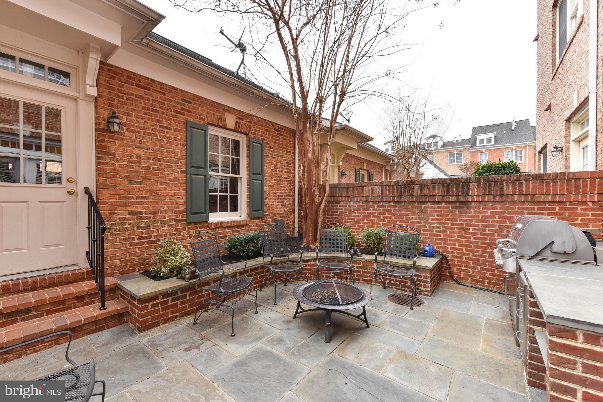 GARRETS MILL - Residential