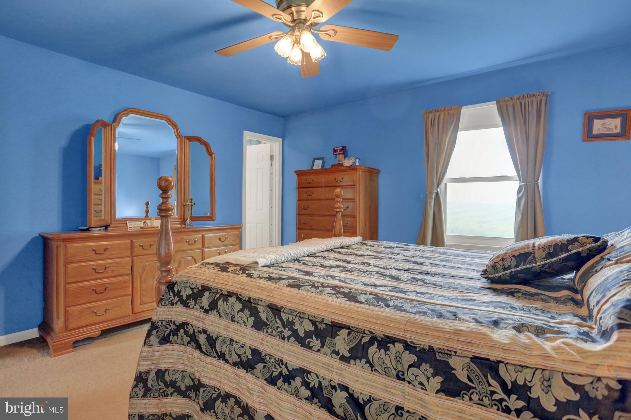 AUTUMN RIDGE - Residential