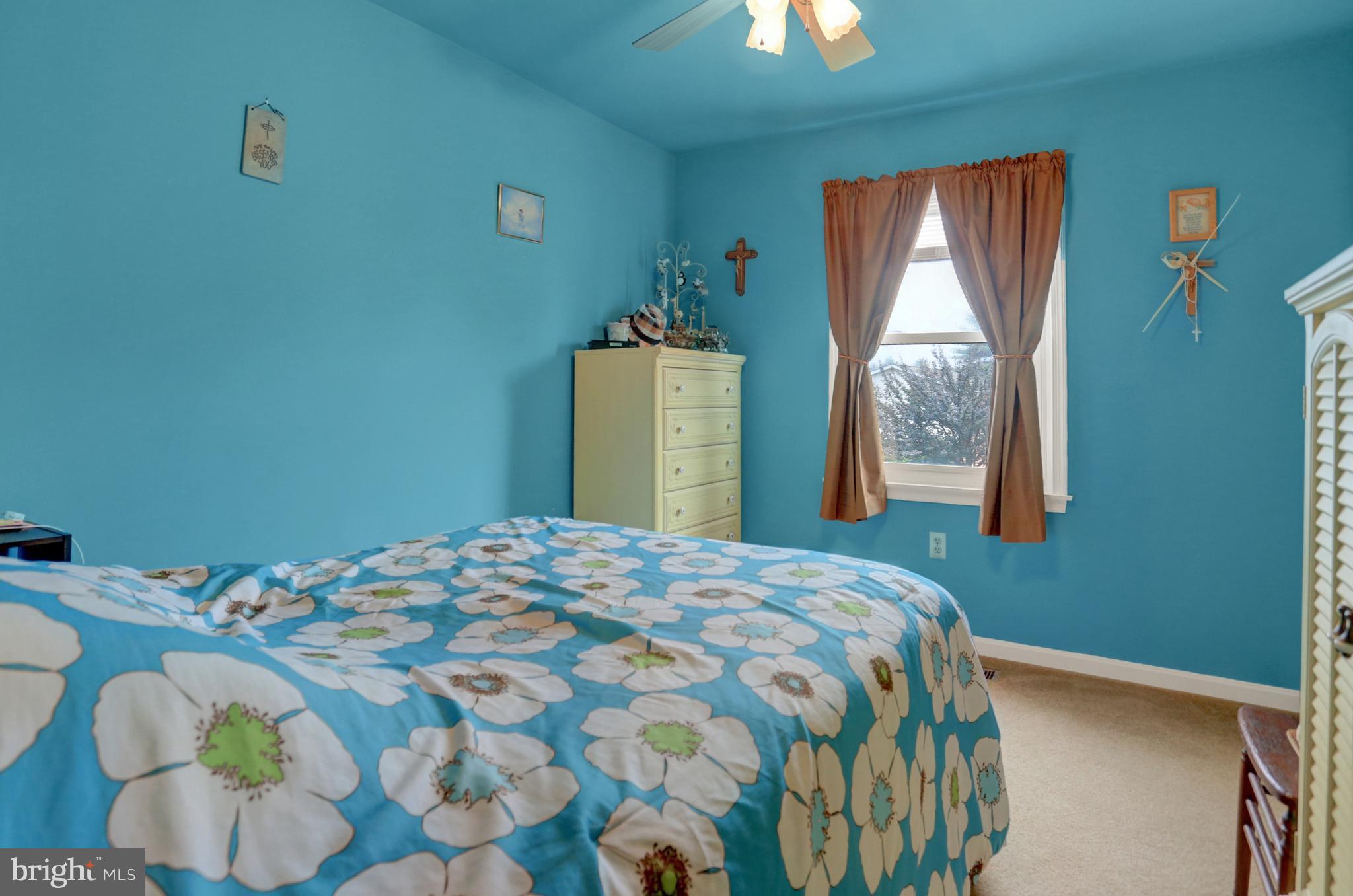 AUTUMN RIDGE - Residential