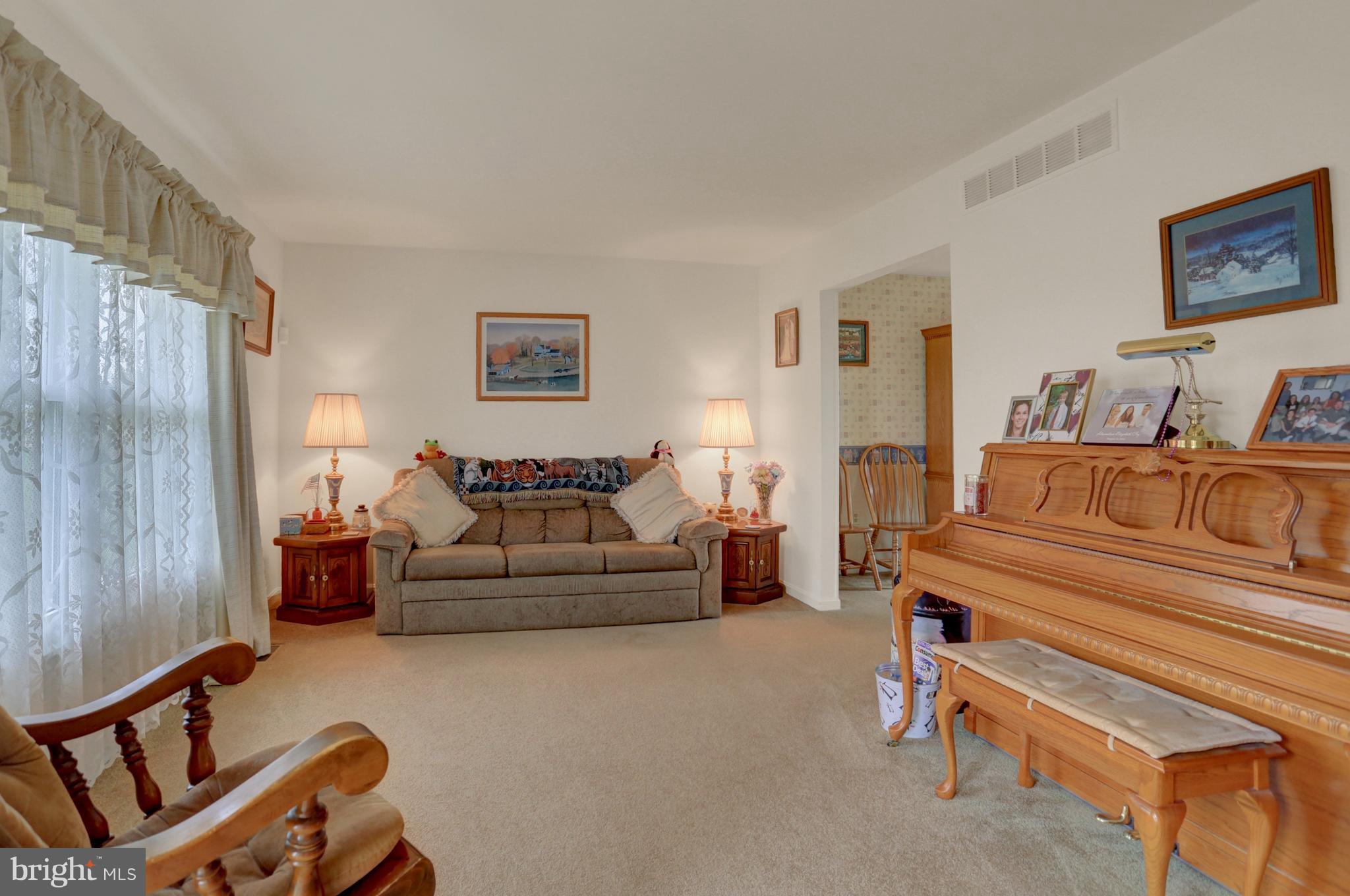 AUTUMN RIDGE - Residential