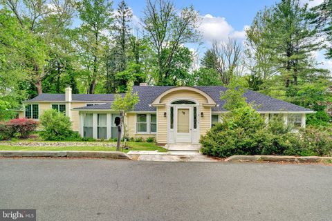 24 MONTAGUE AVENUE EWING NJ 08628