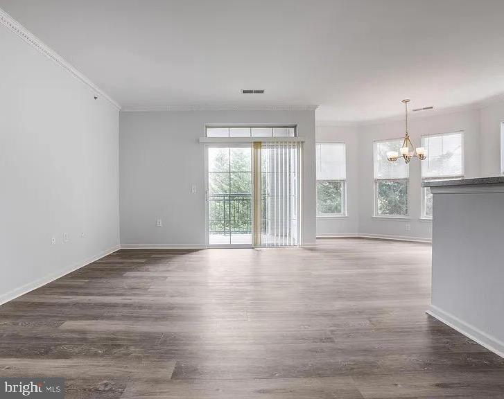 THE ADDISON AT ST PAUL - Residential