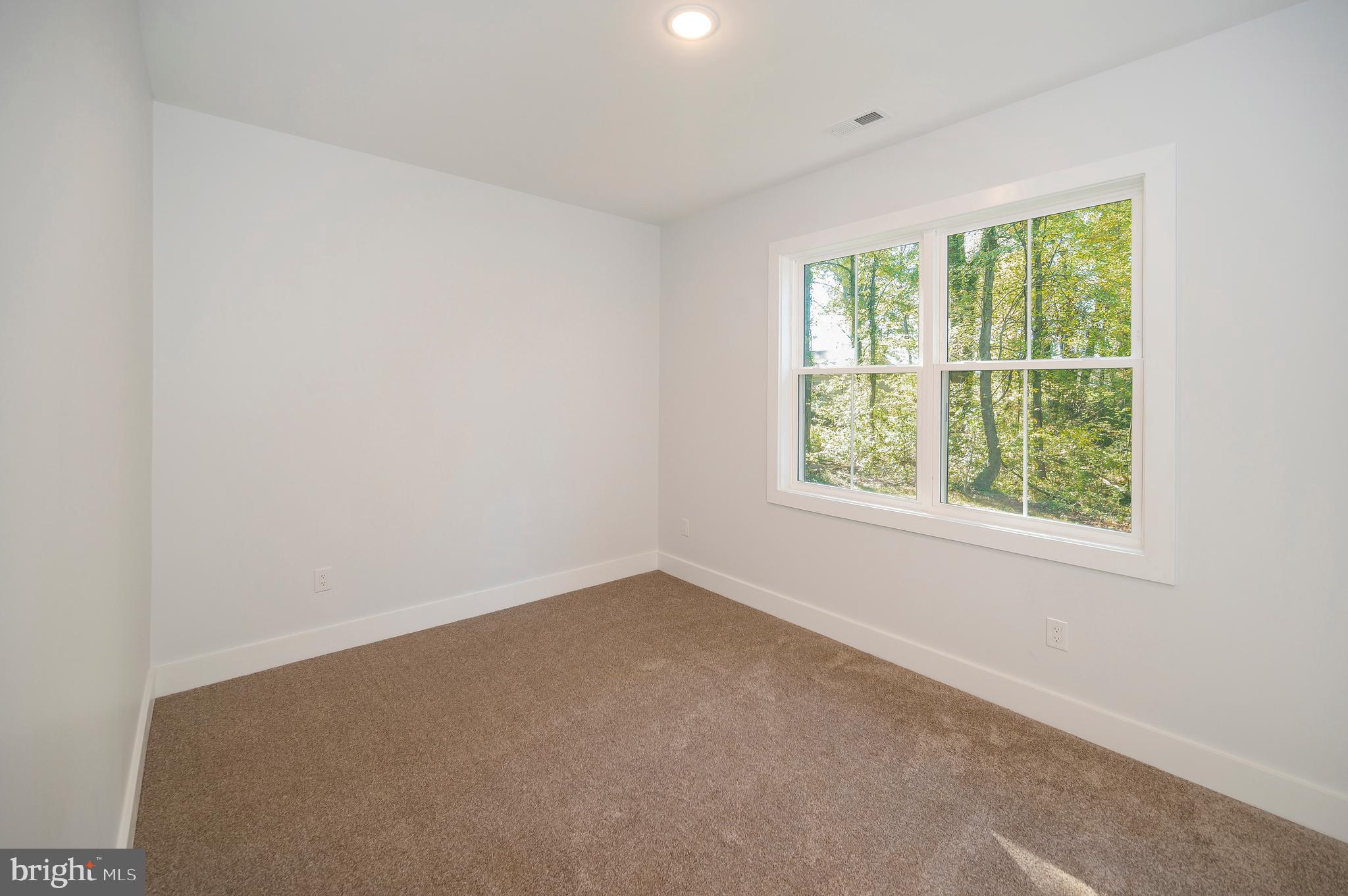 GORDON ACRES - Residential