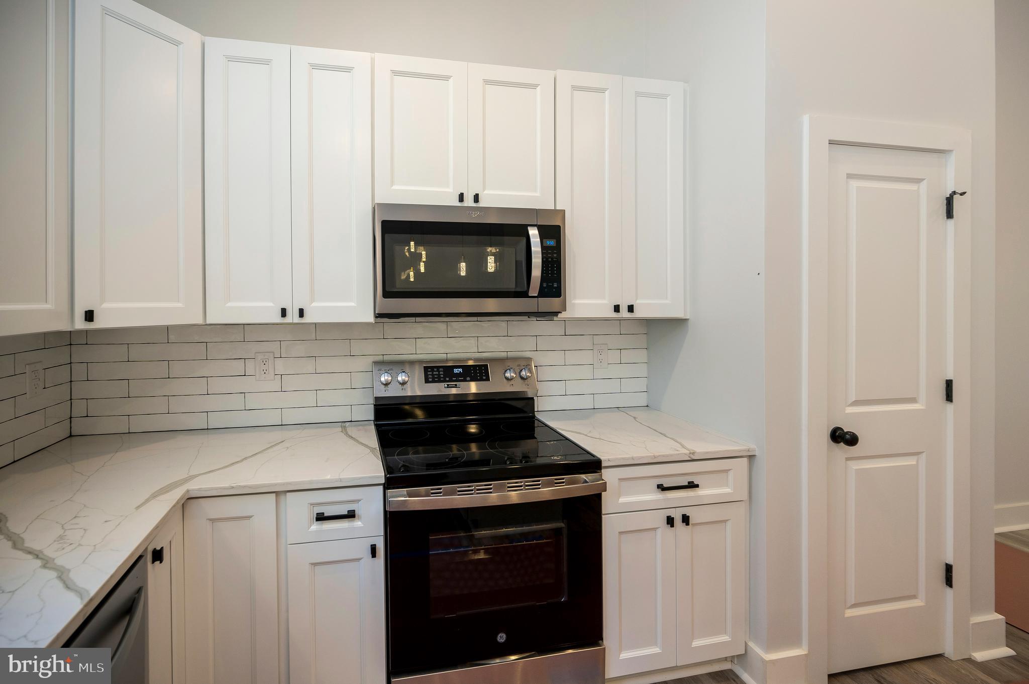 GORDON ACRES - Residential