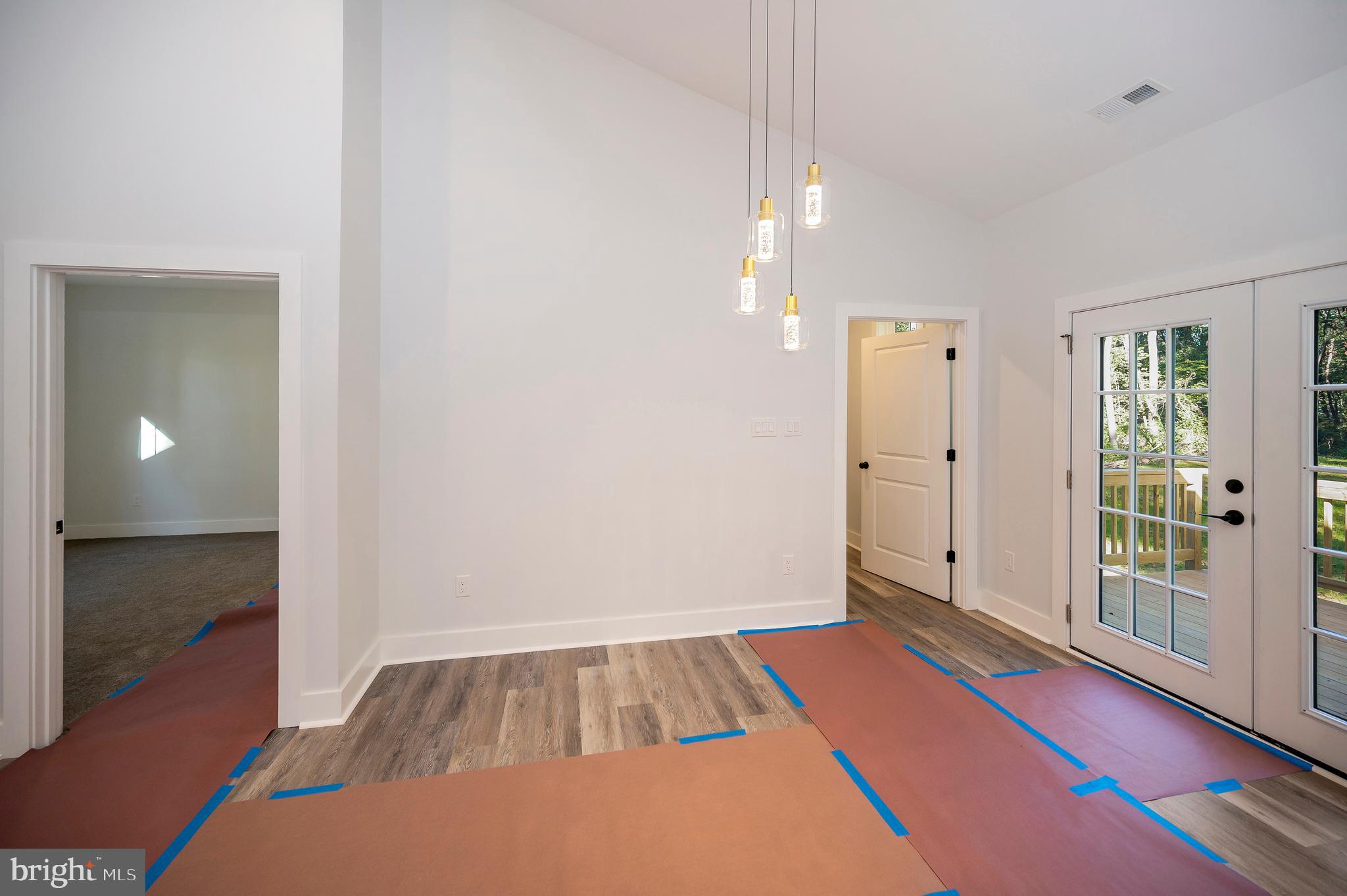 GORDON ACRES - Residential