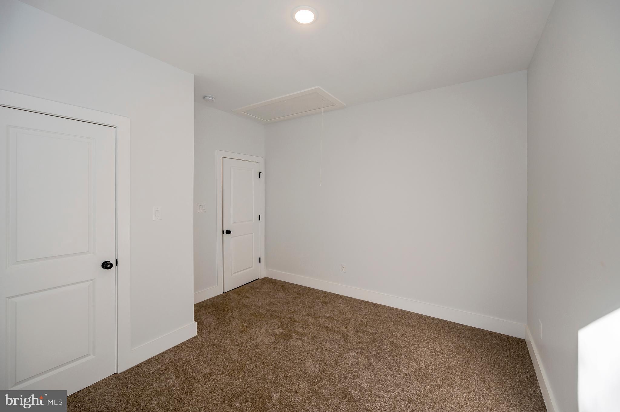 GORDON ACRES - Residential