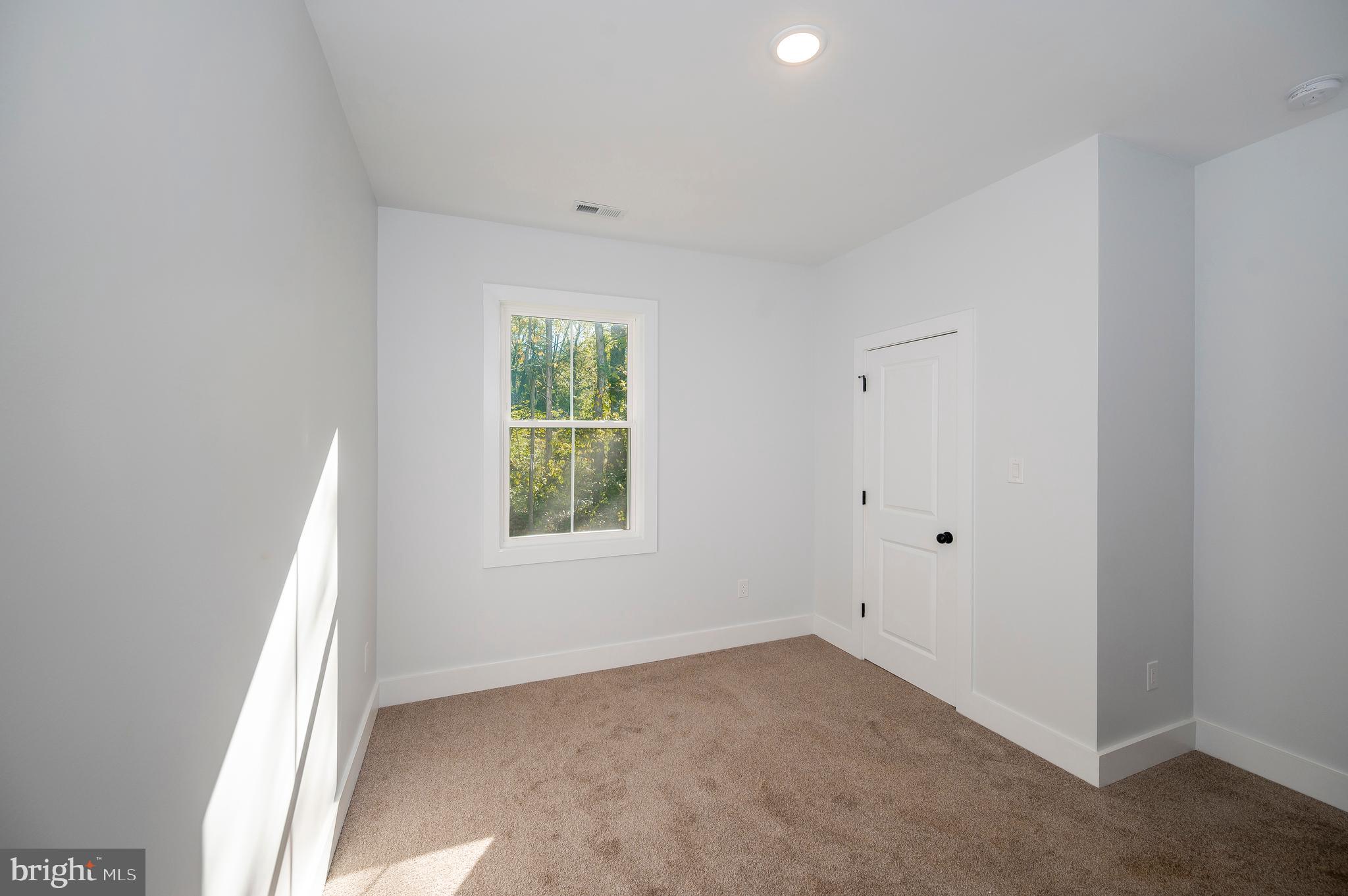 GORDON ACRES - Residential