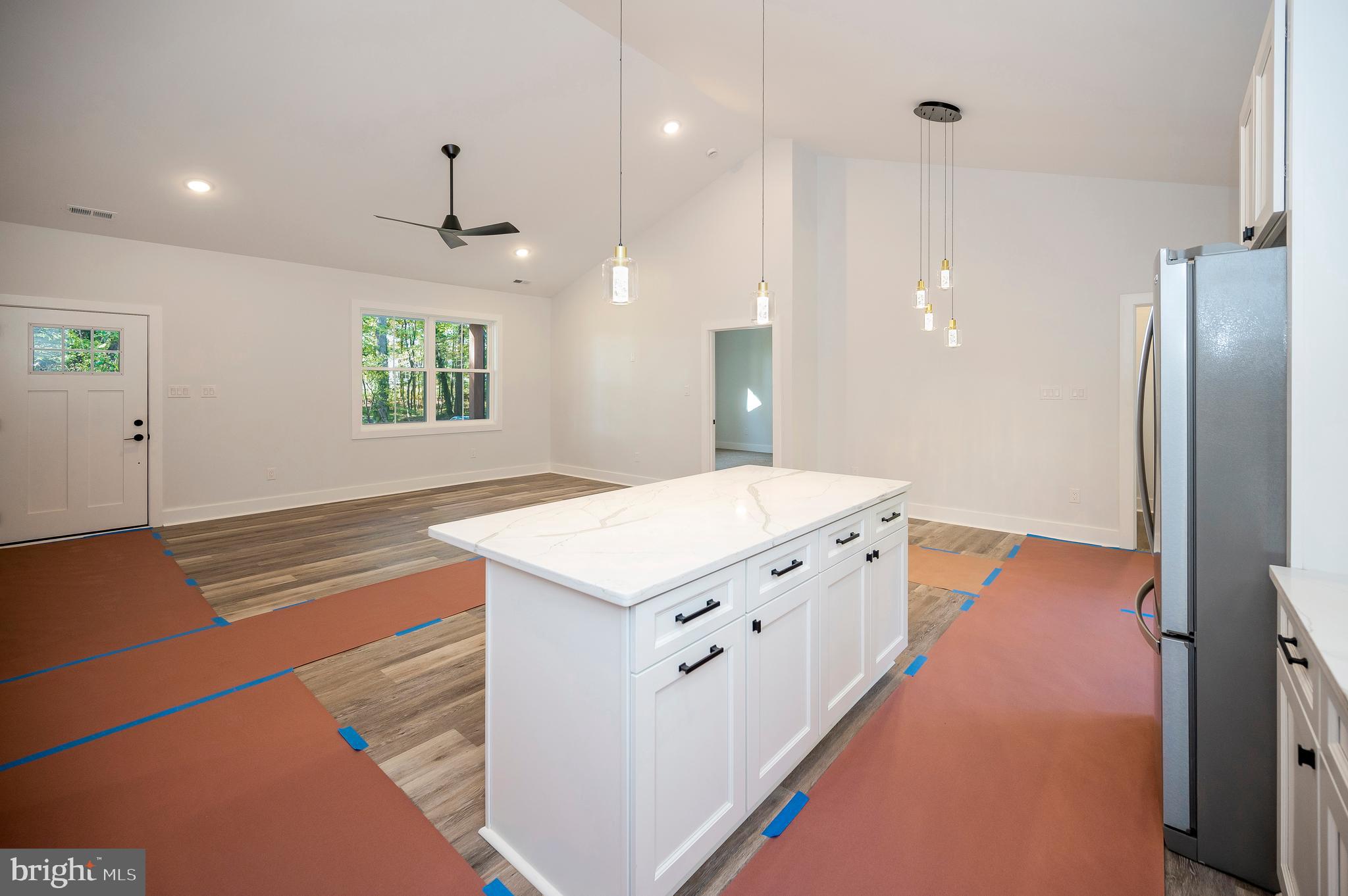 GORDON ACRES - Residential