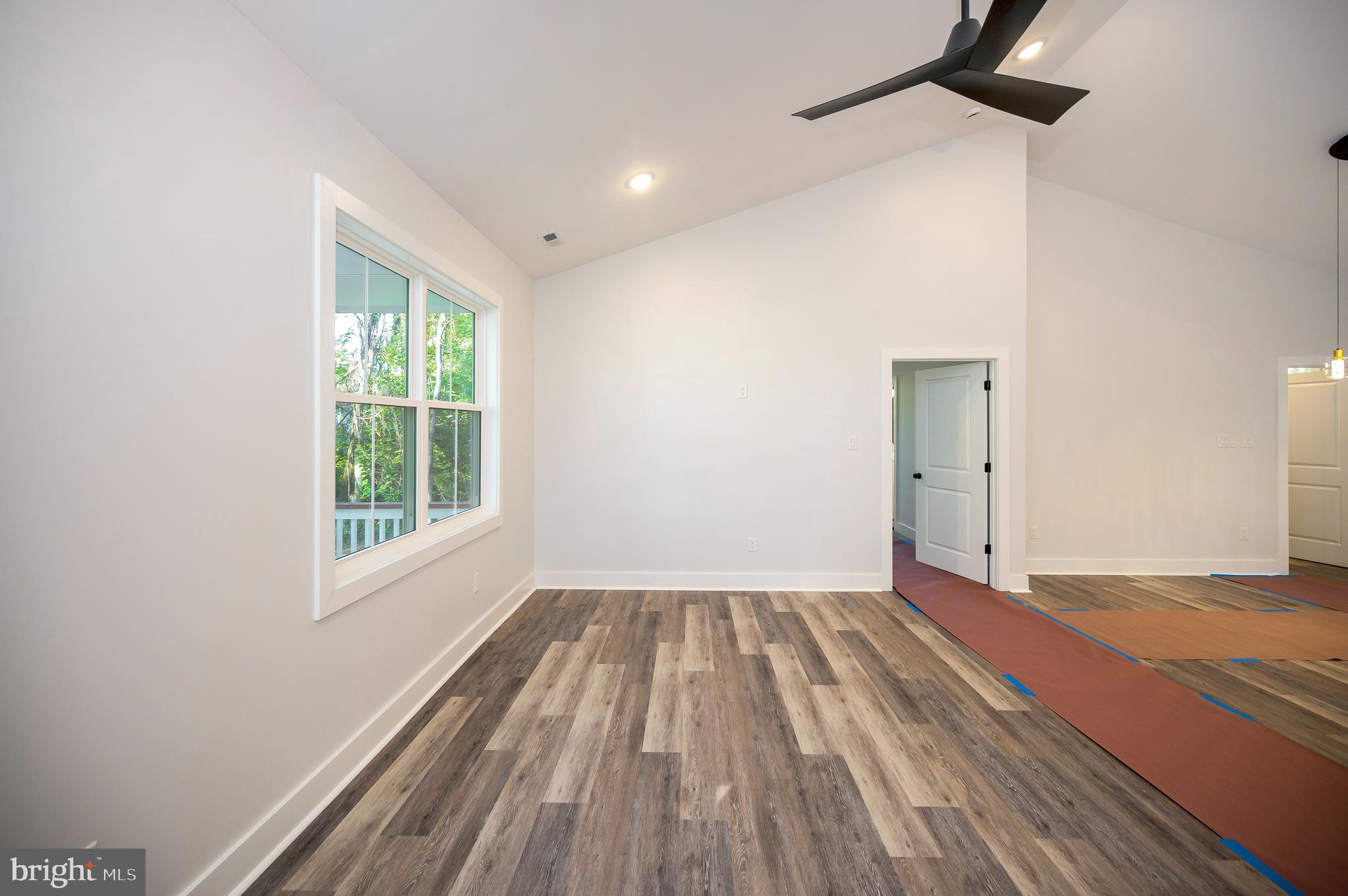 GORDON ACRES - Residential