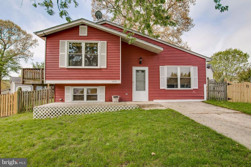 Move in ready split foyer with too many features to list. Hardwood floors, upgraded kitchen, Master bedroom and bath on the bottom floor. New carpet with neatly appointed paint and trim. Large family room on the entry level of the home. Home is nestled in a quiet court with a 10 X 30 deck off of the dining area. Large fenced in yard with storage shed. Take a look. Also for sale AA9922479.