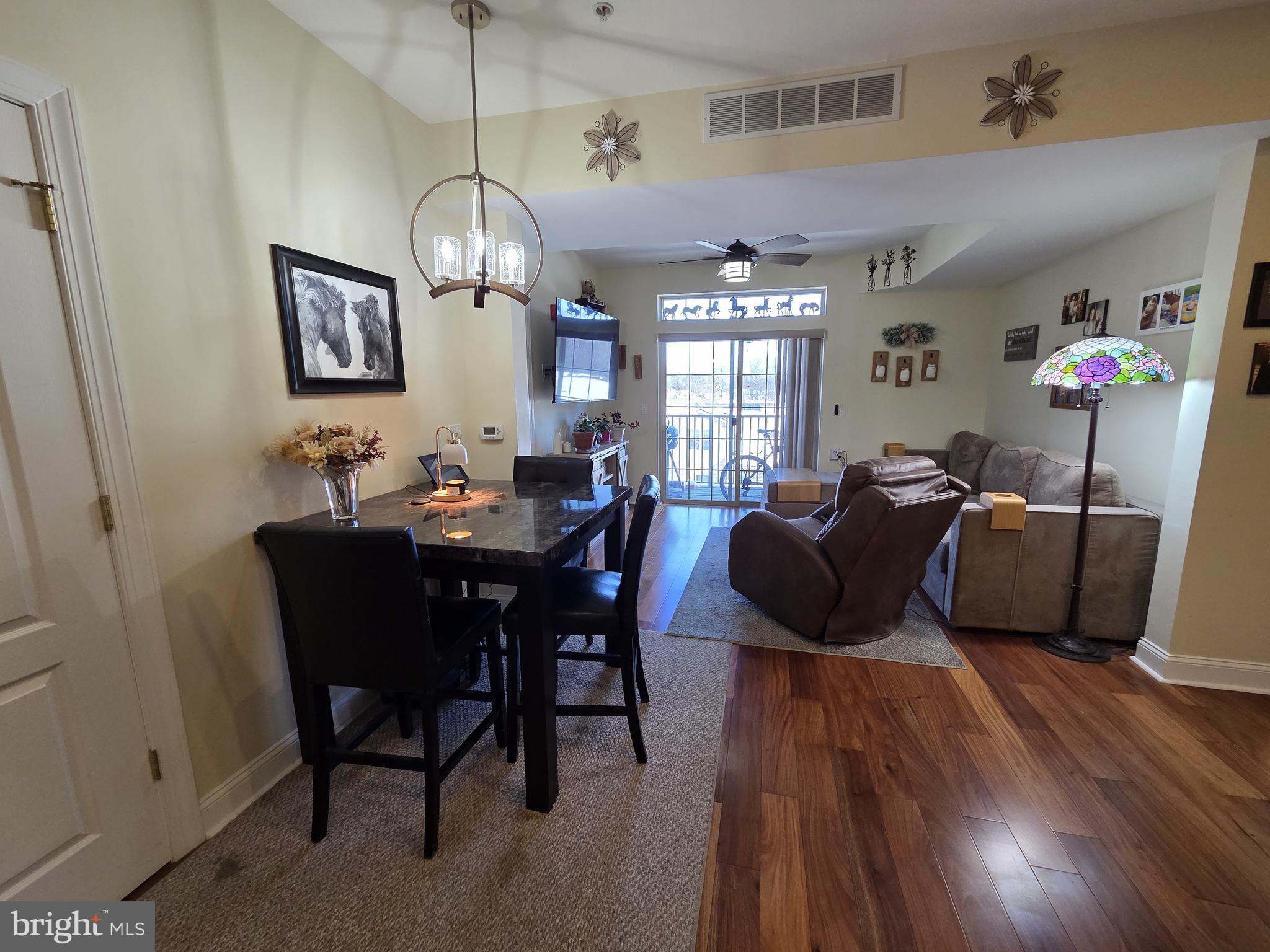 FOUNTAINVIEW - Residential