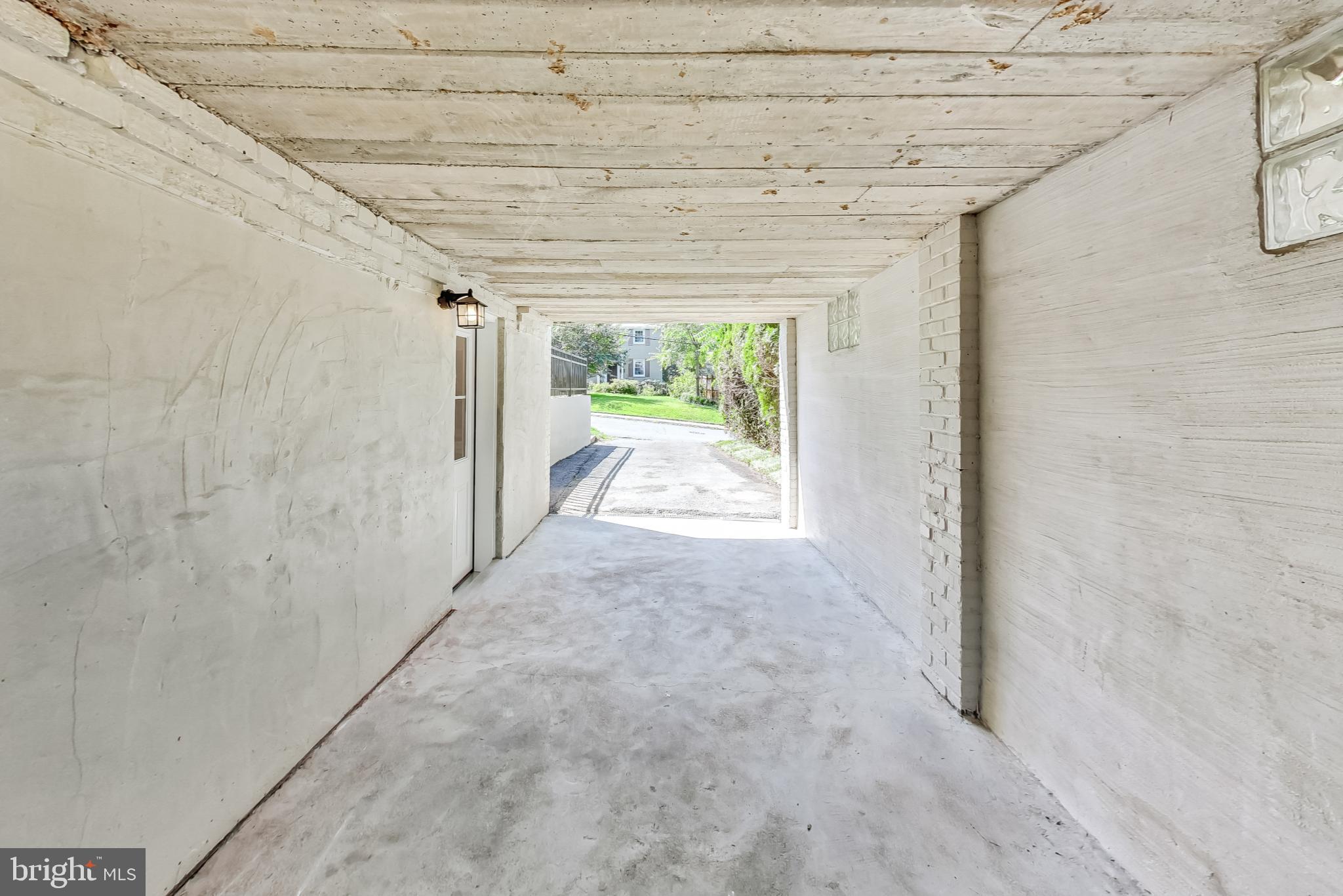 EVANS PARKWAY - Residential