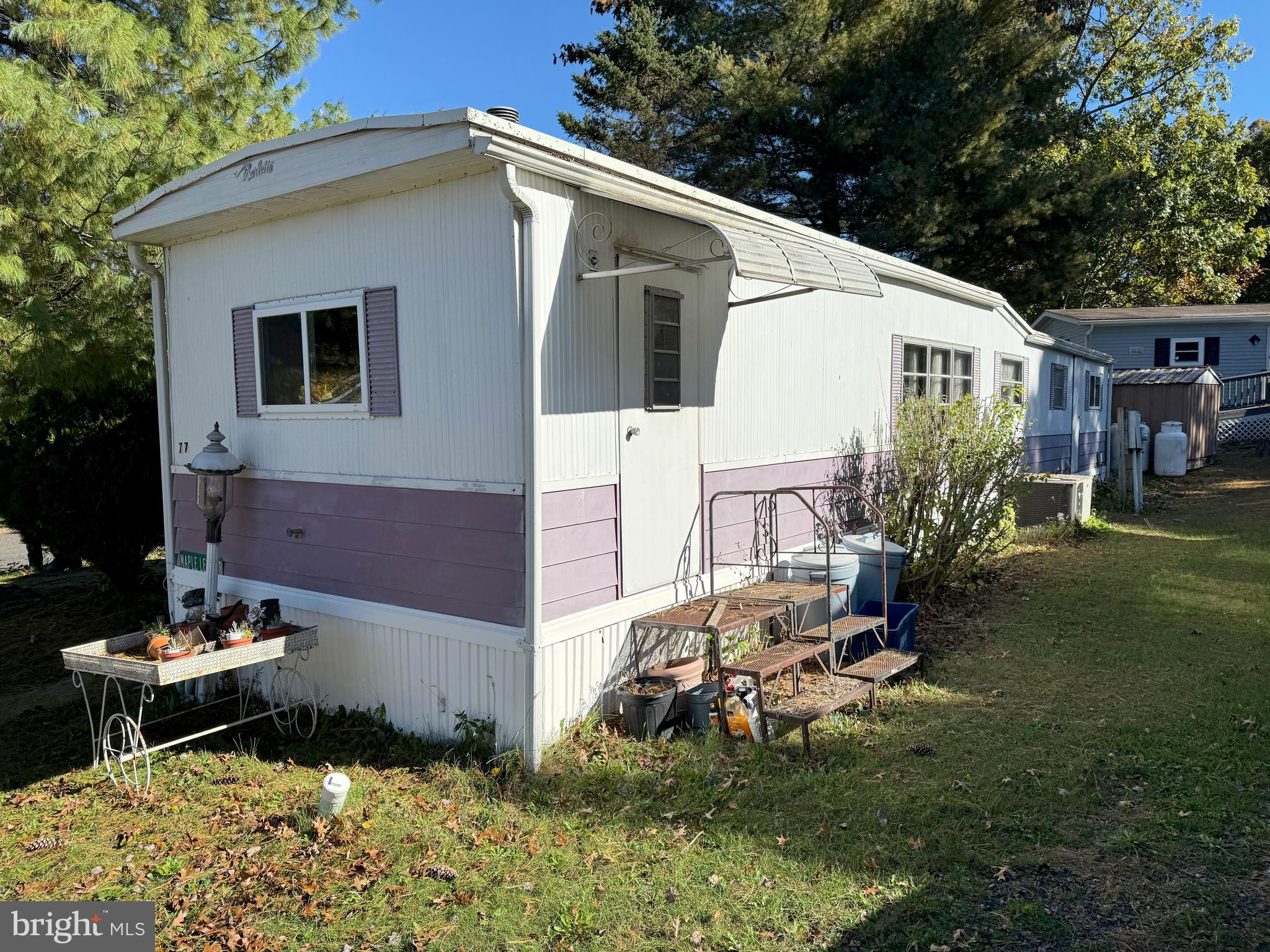 77 MAPLE LEAF DRIVE