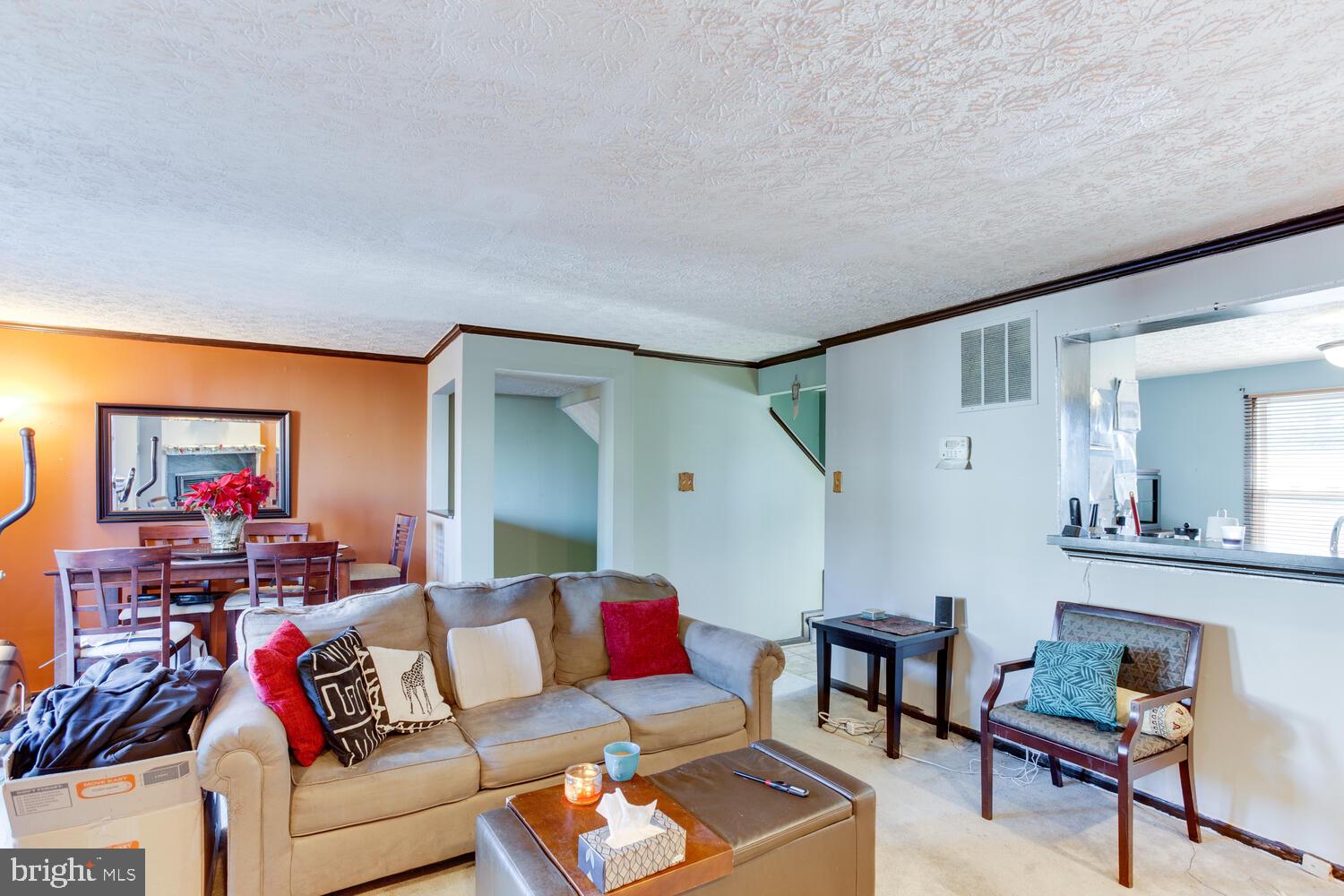 OAK POND - Residential