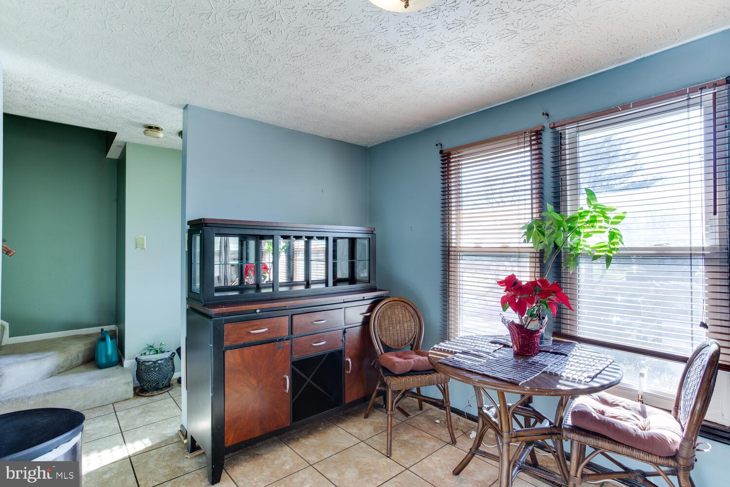 OAK POND - Residential