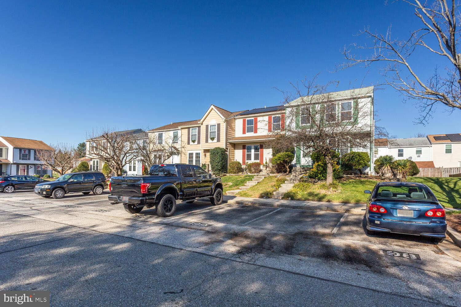 OAK POND - Residential