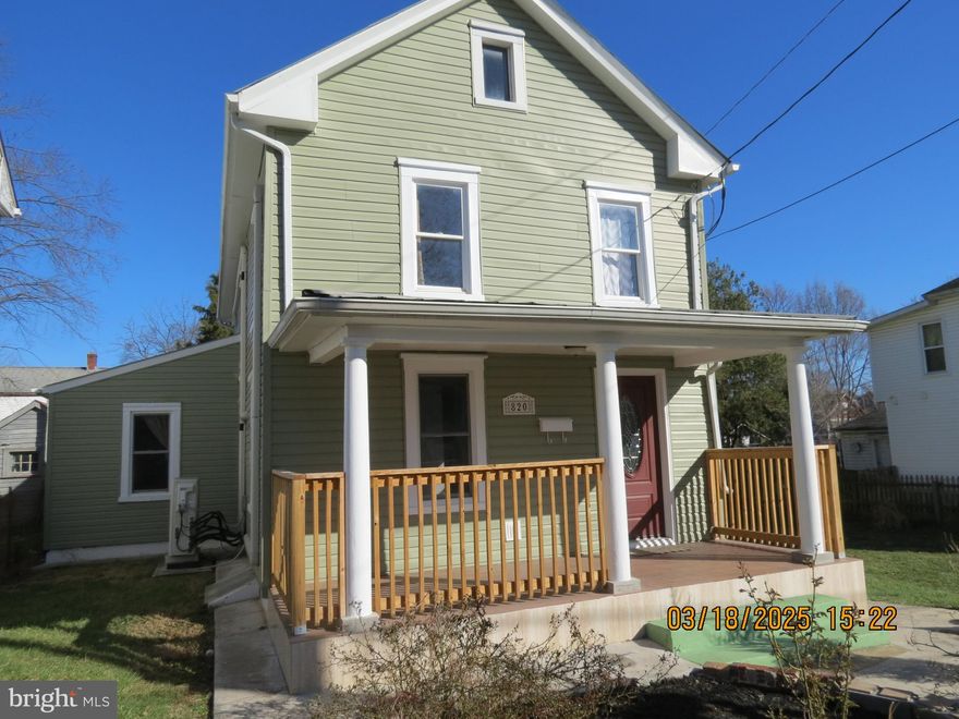 COME CHECK OUT THIS NICELY RENOVATED HOME  WITH 3 BEDROOMS, 2 FULL BATH,  AND 1/2 BATH.   SALE INCLUDES AN EXTRA LOT BESIDE THE HOUSE.  HAS DETACHED GARAGE WITH ALLEY   ACCESS.