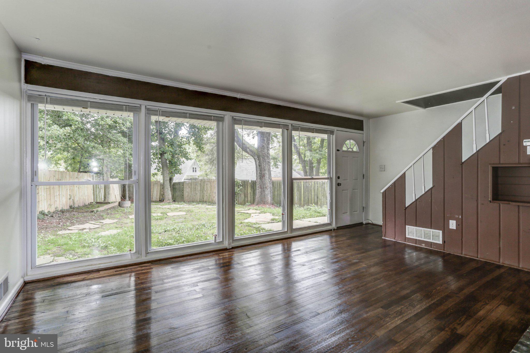 517 CALVIN LANE