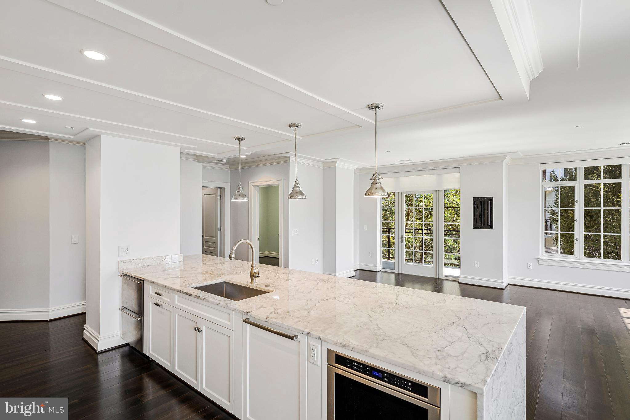 THE SIGNET - Residential