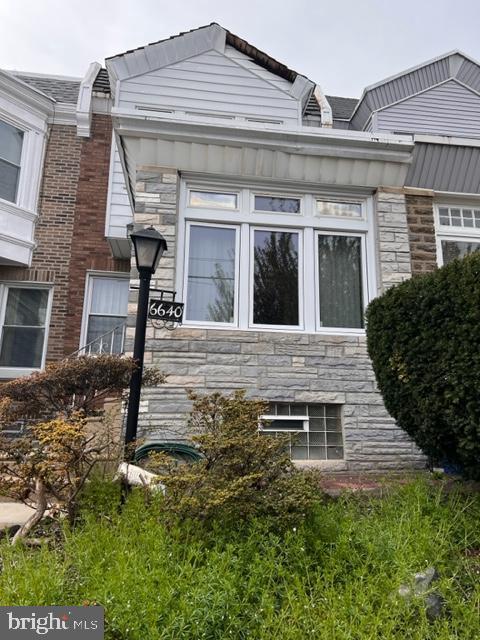 WEST OAK LANE - Residential