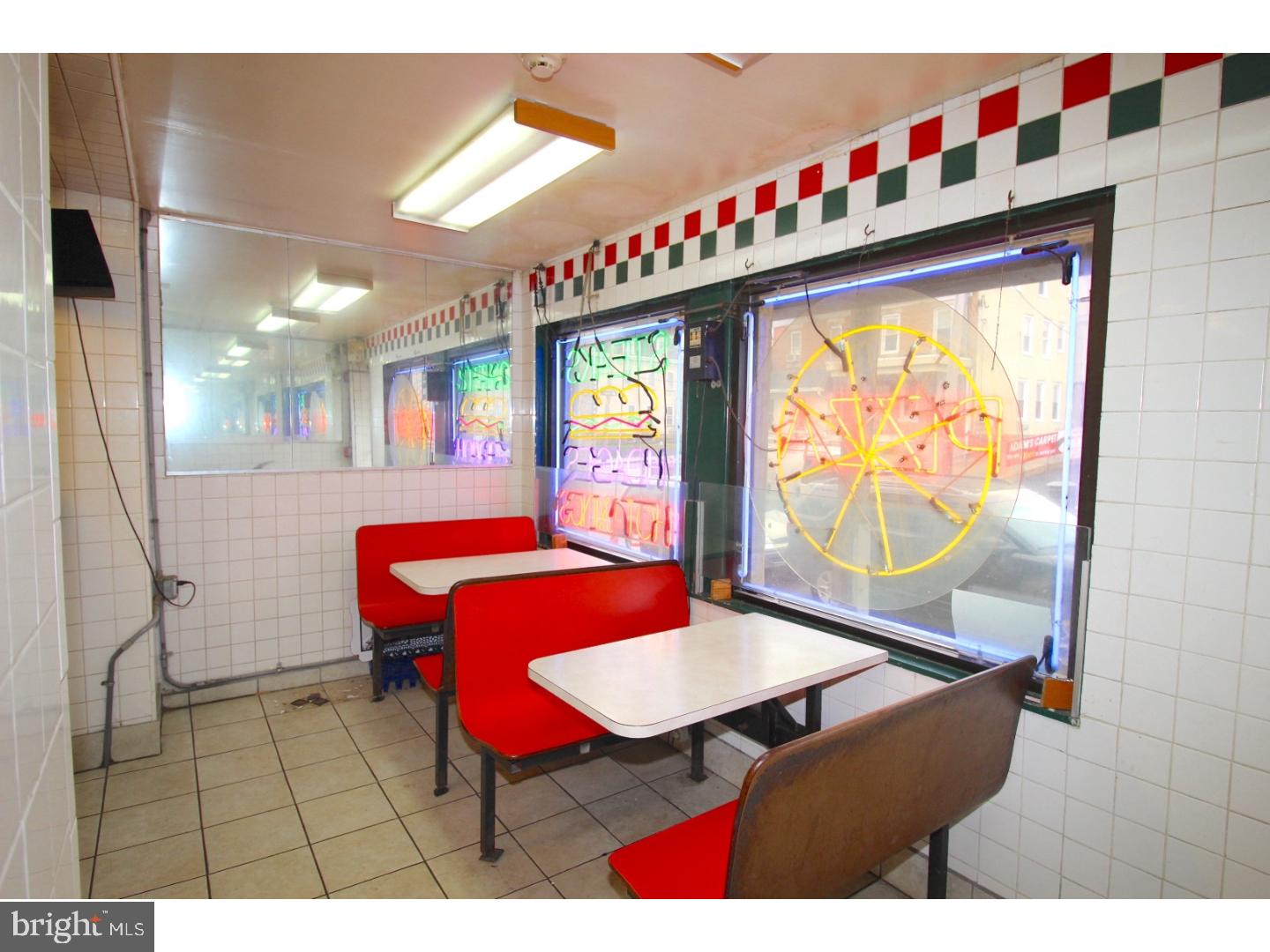 ROXBOROUGH - Commercial Sale