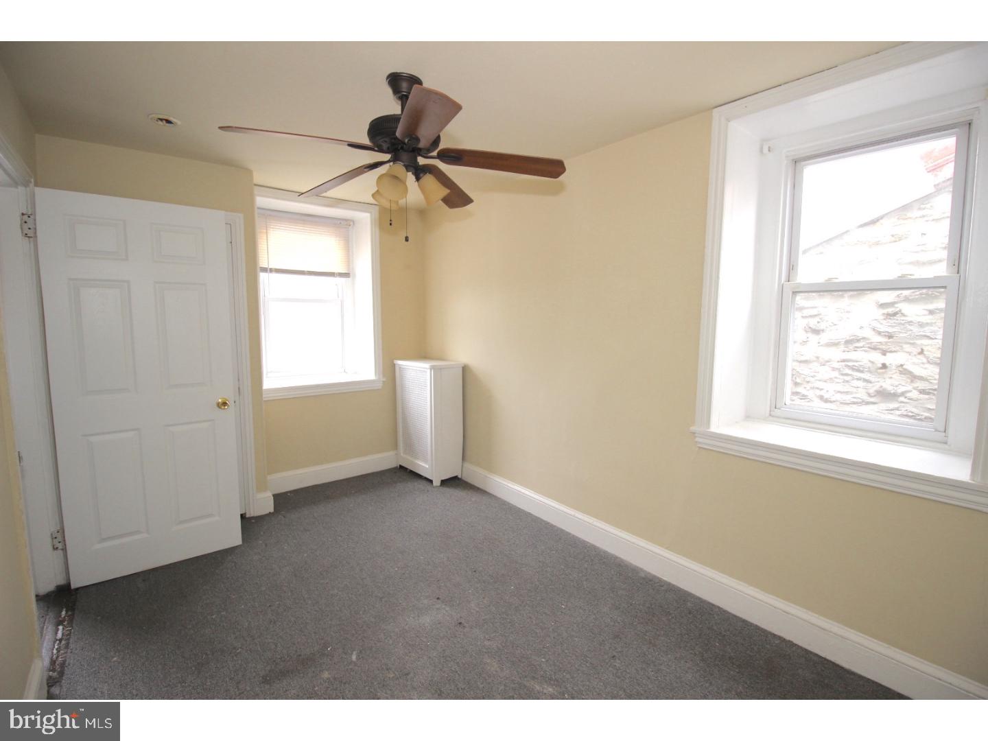 ROXBOROUGH - Commercial Sale