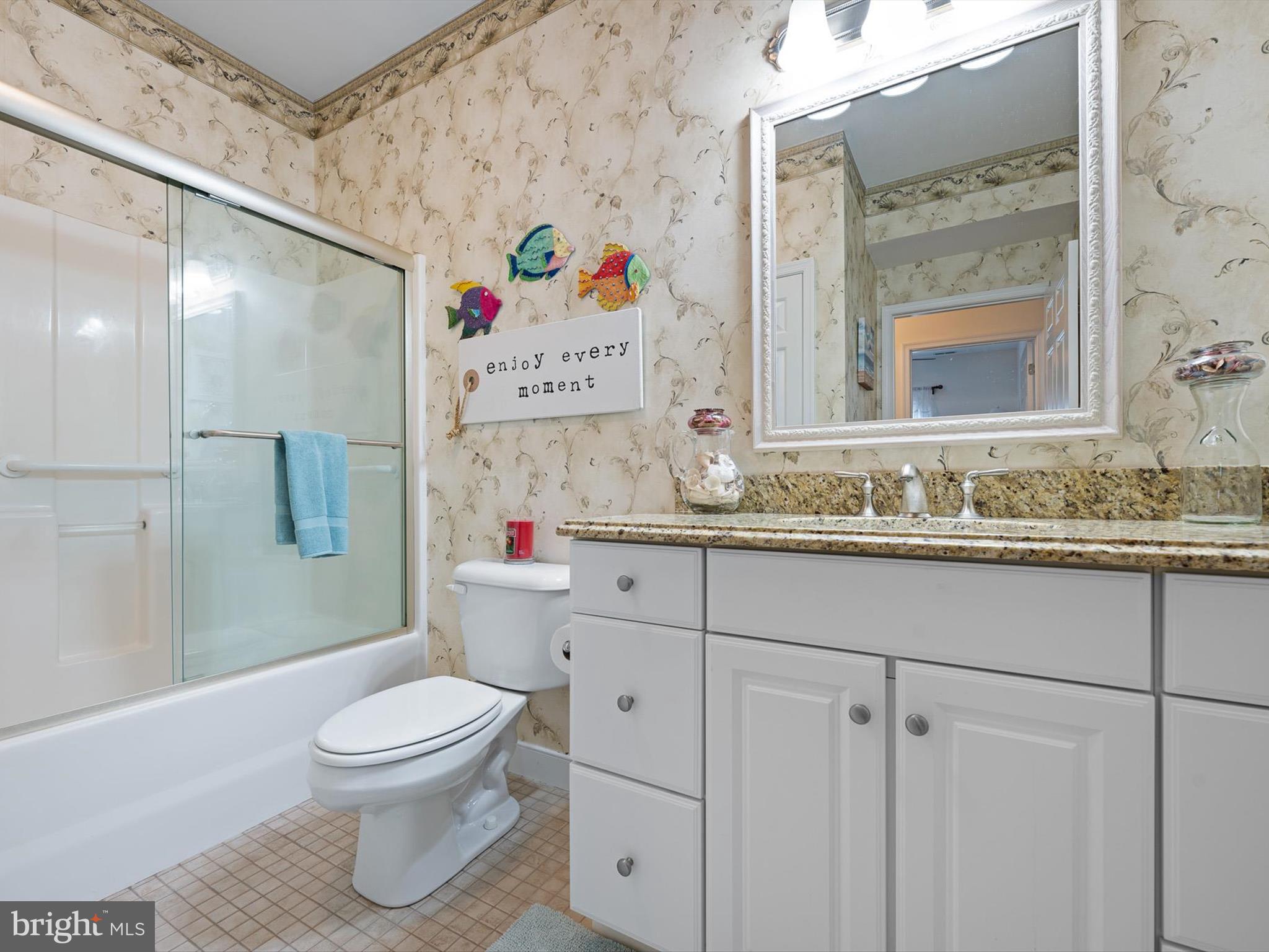 CEDAR BAY - Residential