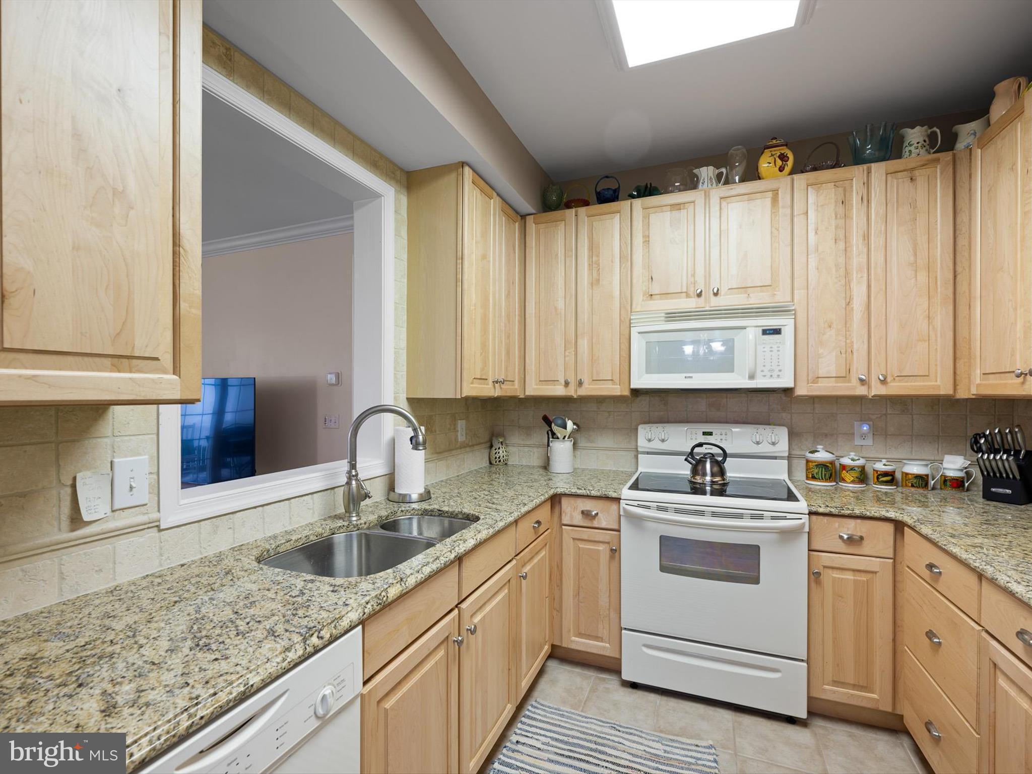 CEDAR BAY - Residential