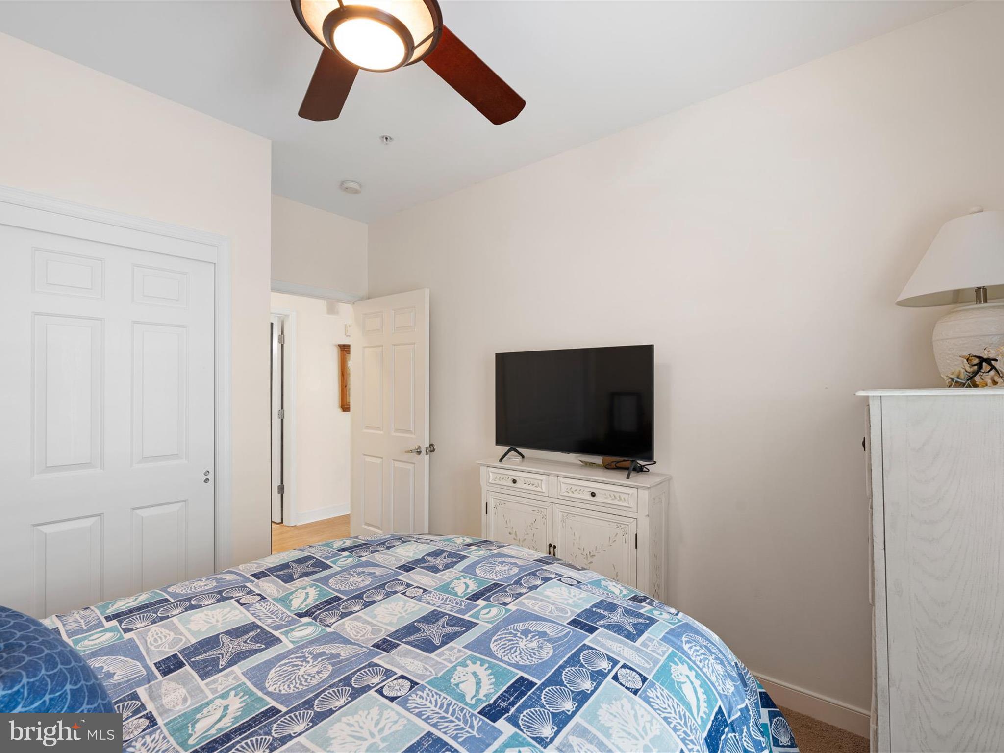 CEDAR BAY - Residential