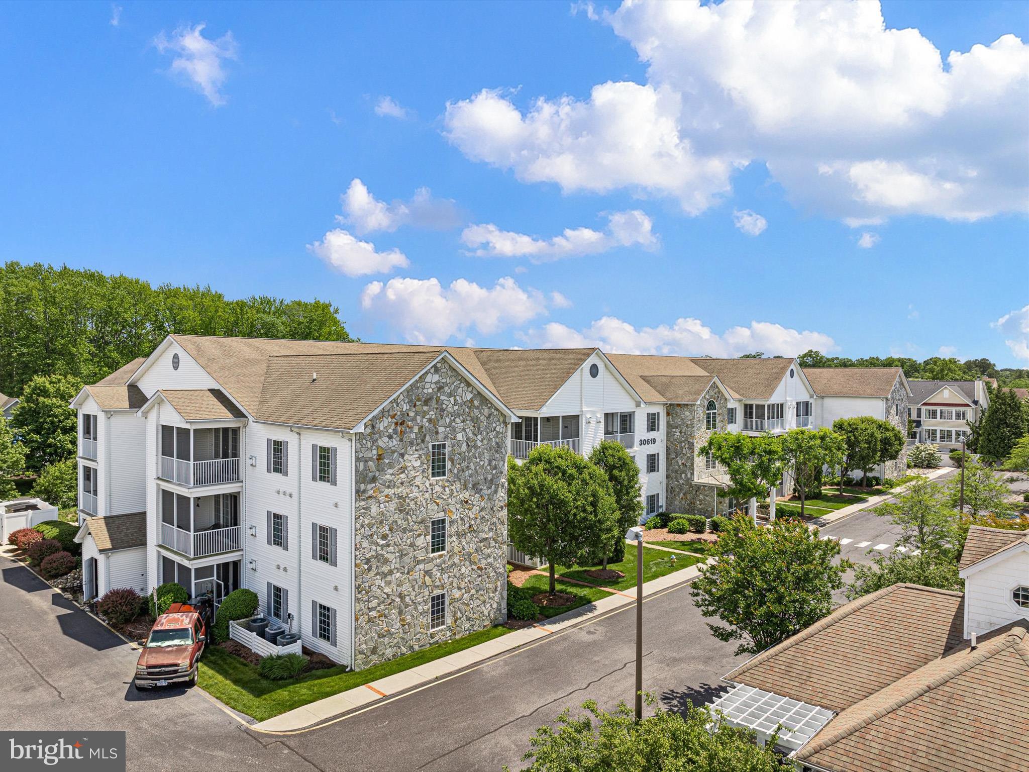 CEDAR BAY - Residential