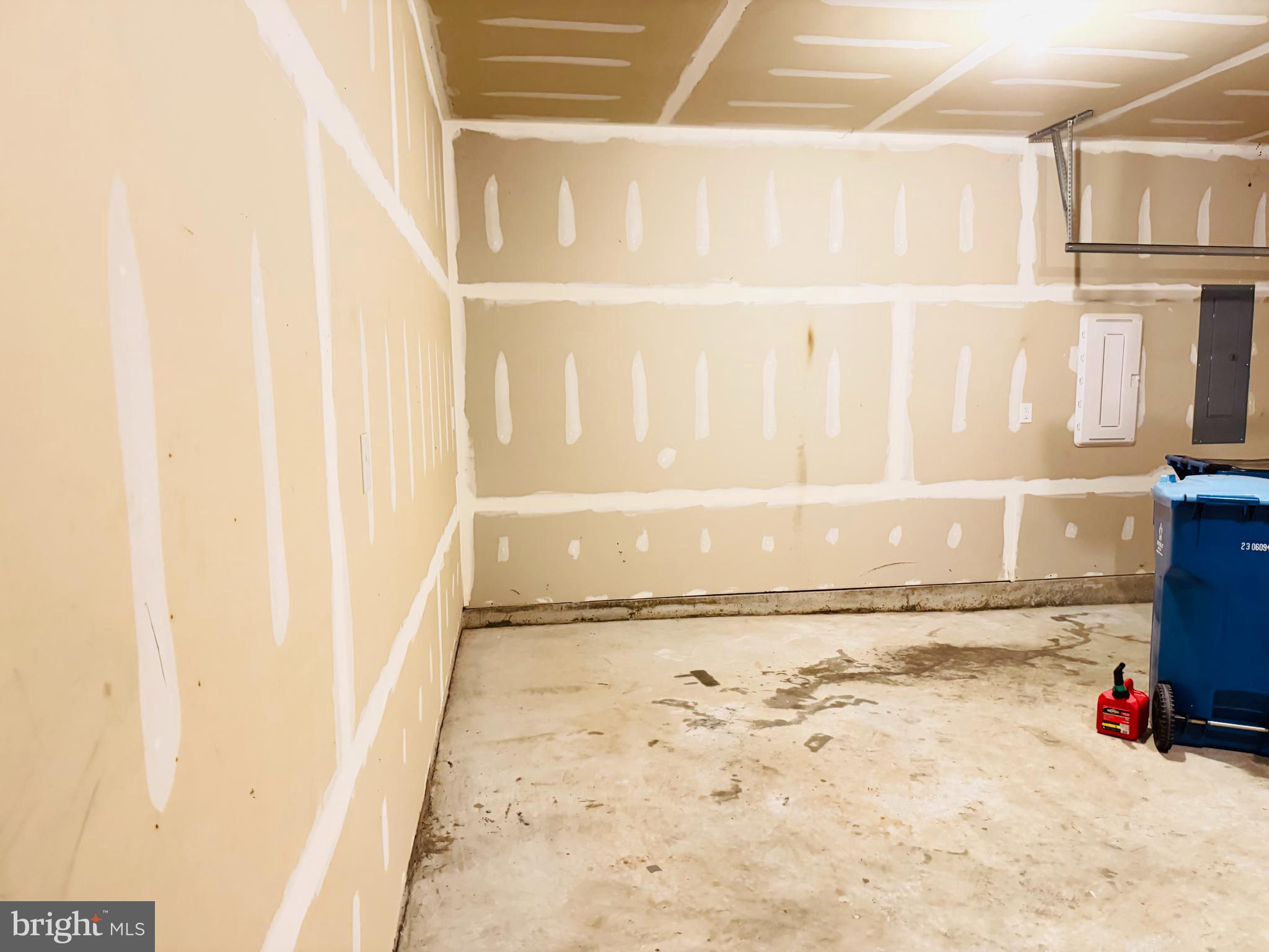 NORTH MIDDLETON TWP - Residential