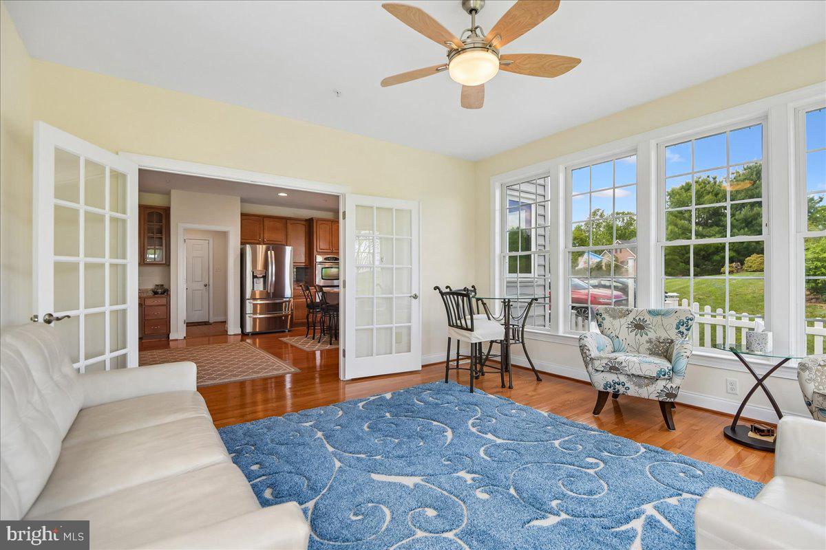 LAKESIDE FARMS - Residential