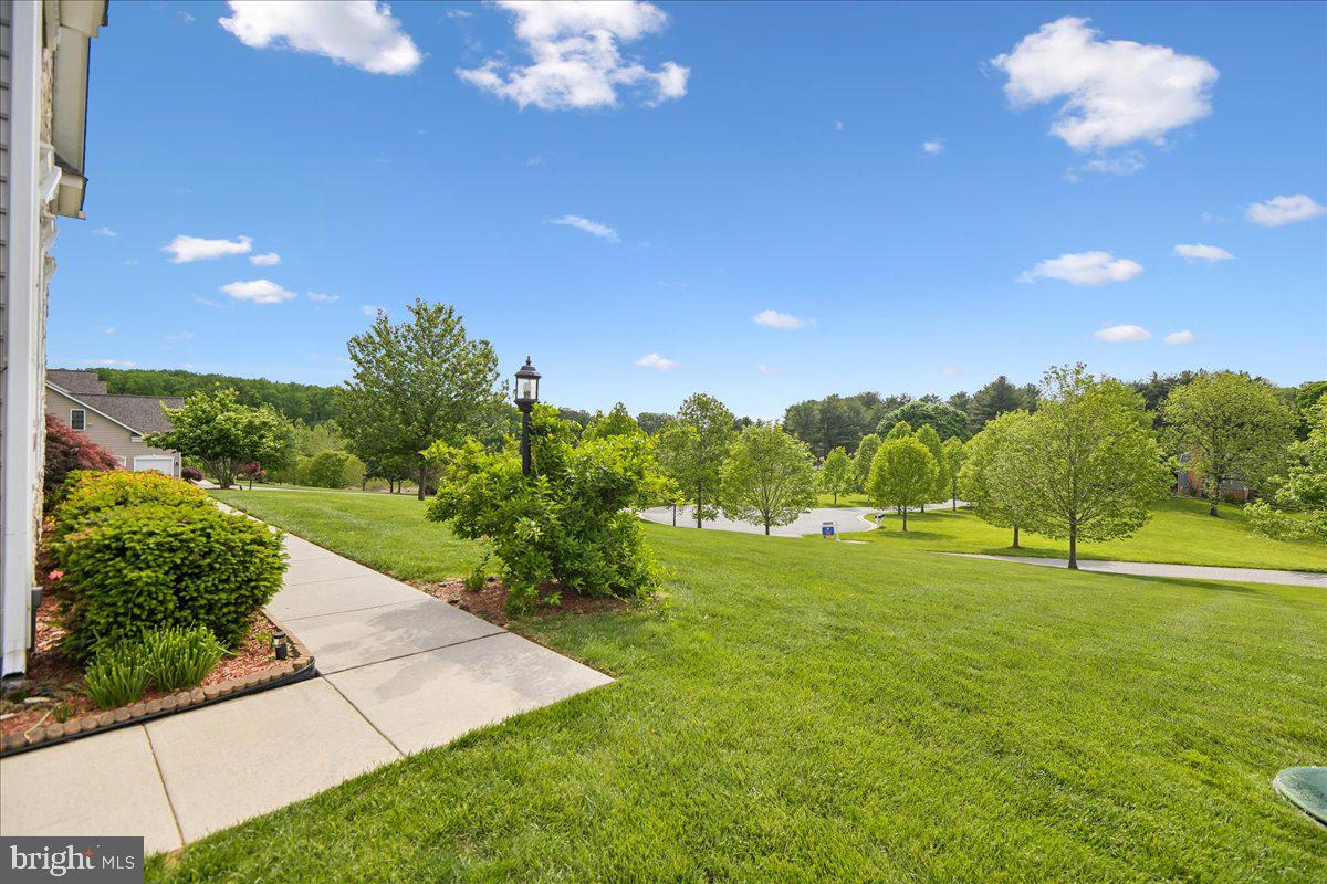 LAKESIDE FARMS - Residential
