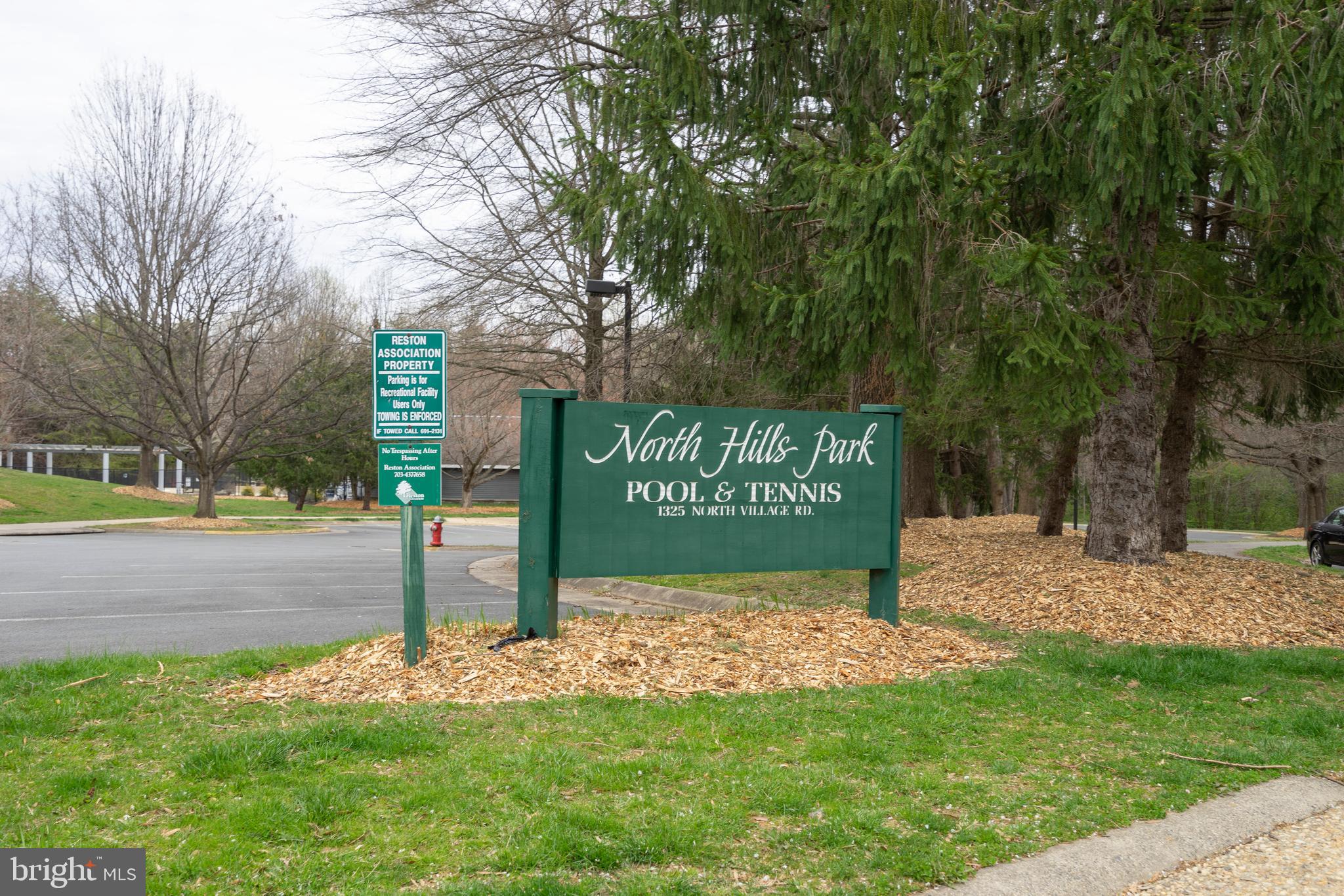 HAMPTON POINTE - Residential