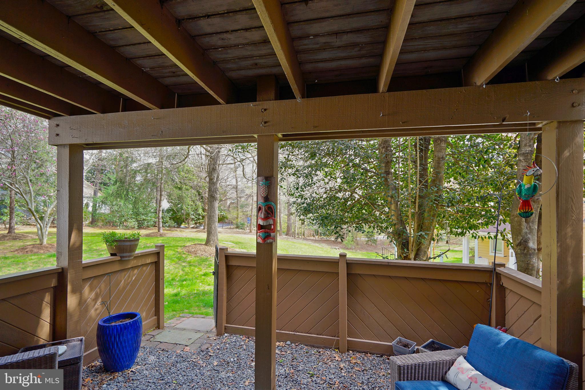 HAMPTON POINTE - Residential