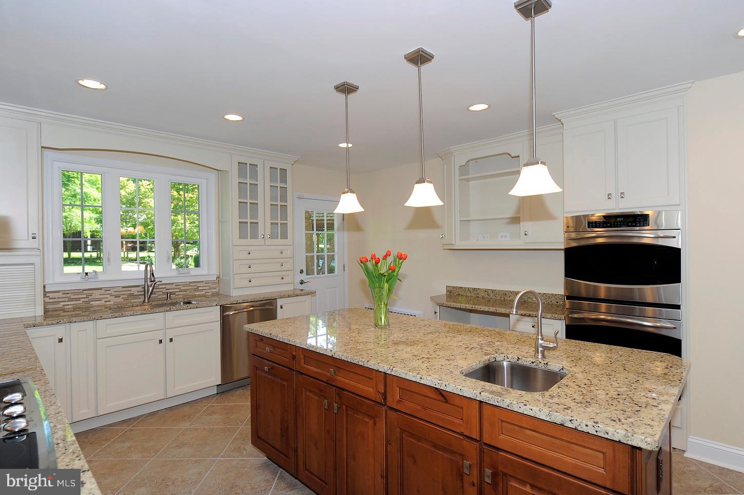 POTOMAC OUTSIDE - Residential Lease