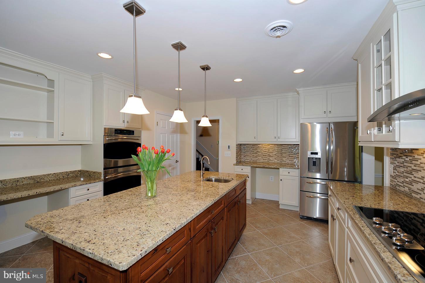 POTOMAC OUTSIDE - Residential Lease