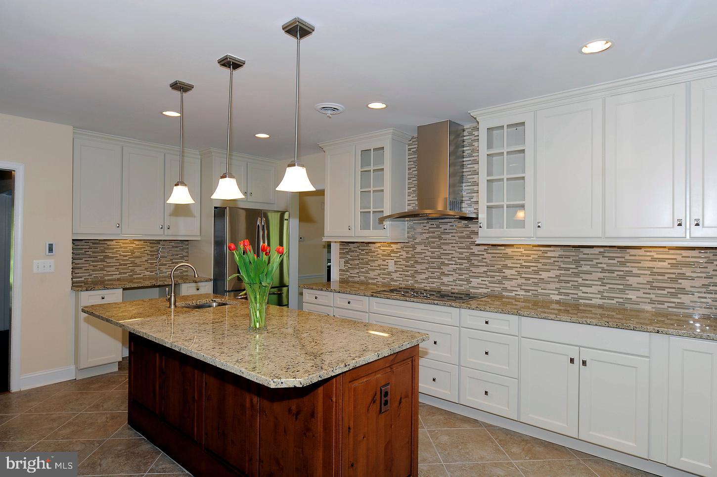 POTOMAC OUTSIDE - Residential Lease