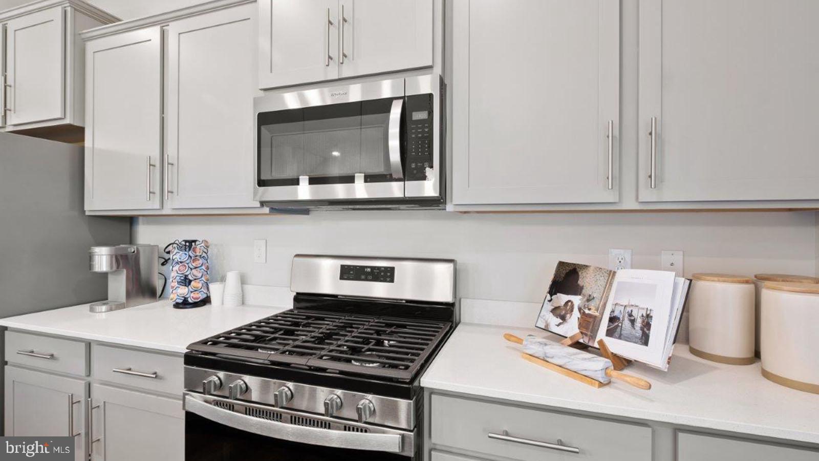 SPRING HILLS - Residential